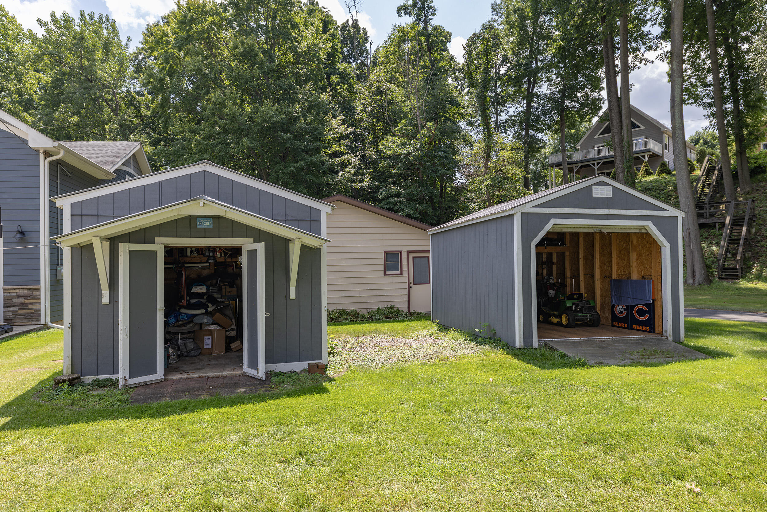 33418 Inn-d-inn Drive Dowagiac MI 49047
