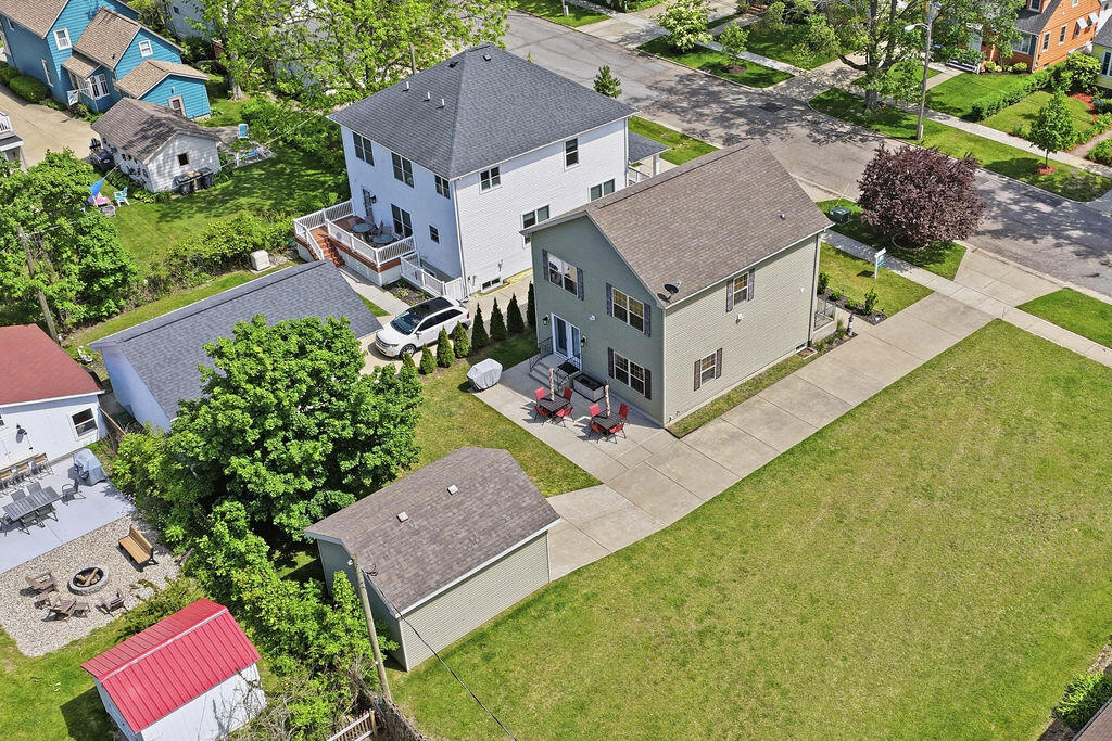 317 Monroe Street South Haven MI 49090