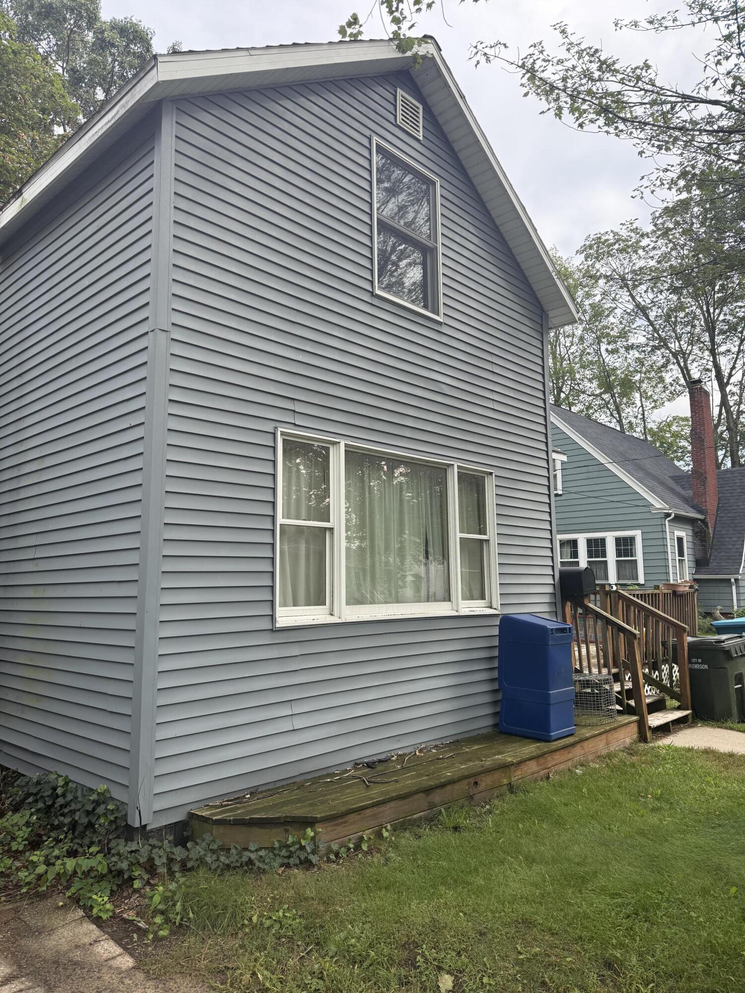 2148 Bourdon Street Muskegon MI 49441
