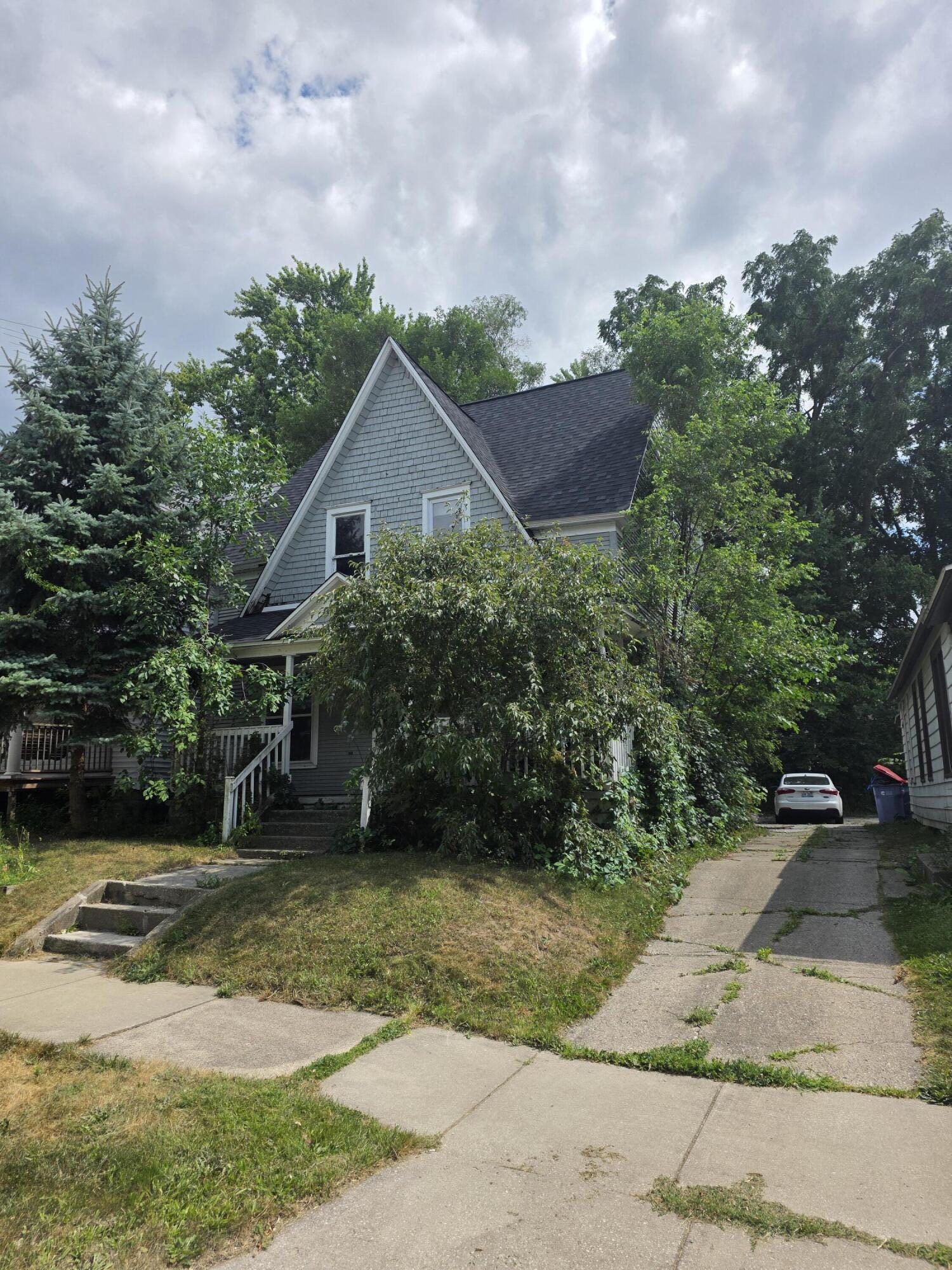 110 Dale Street NE Grand Rapids MI 49505