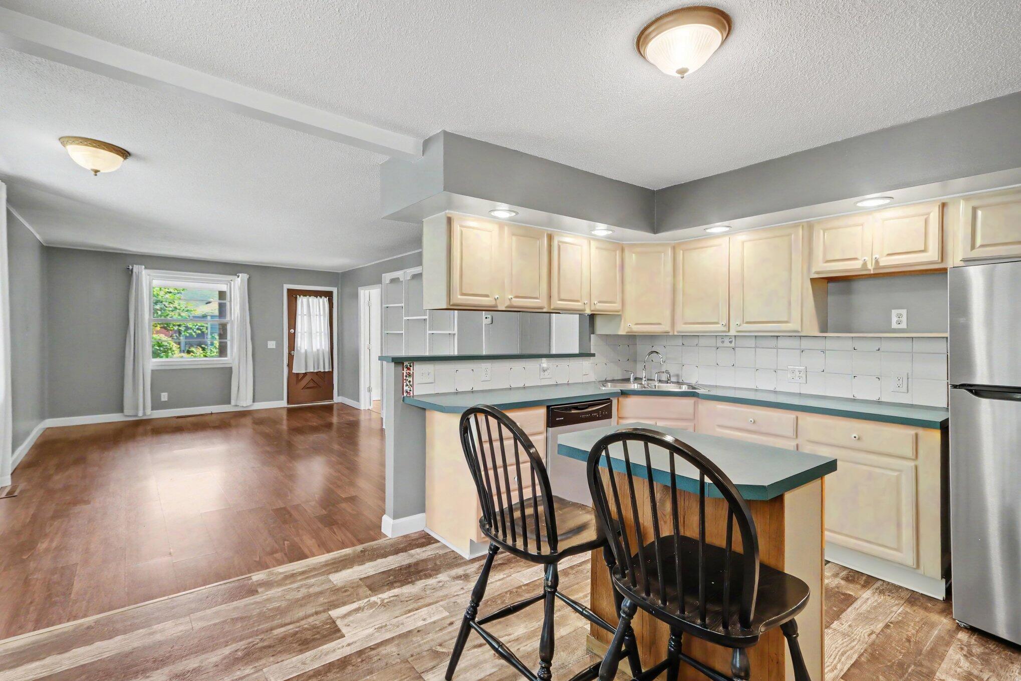 106 S Berkley Street Kalamazoo MI 49006