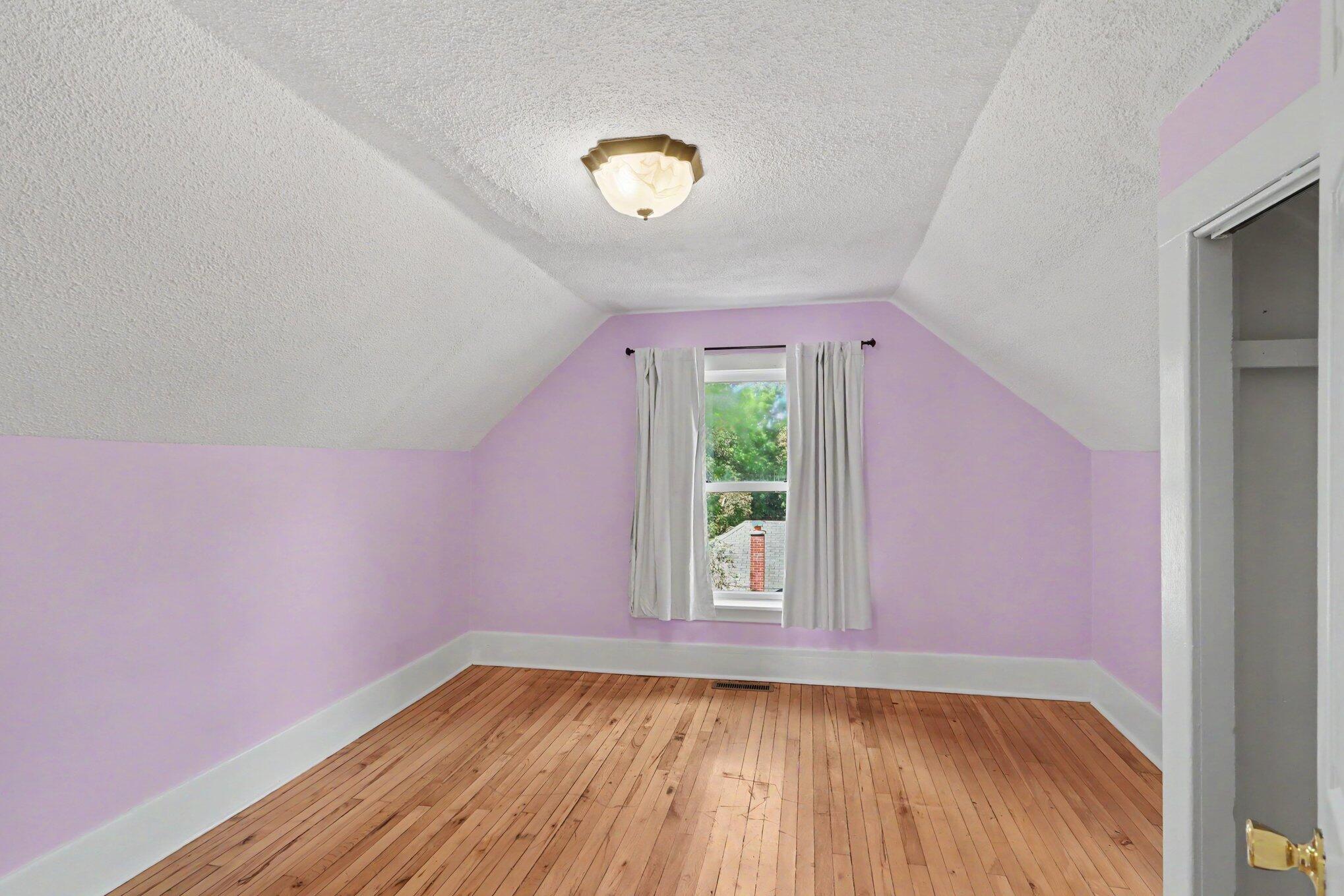 106 S Berkley Street Kalamazoo MI 49006
