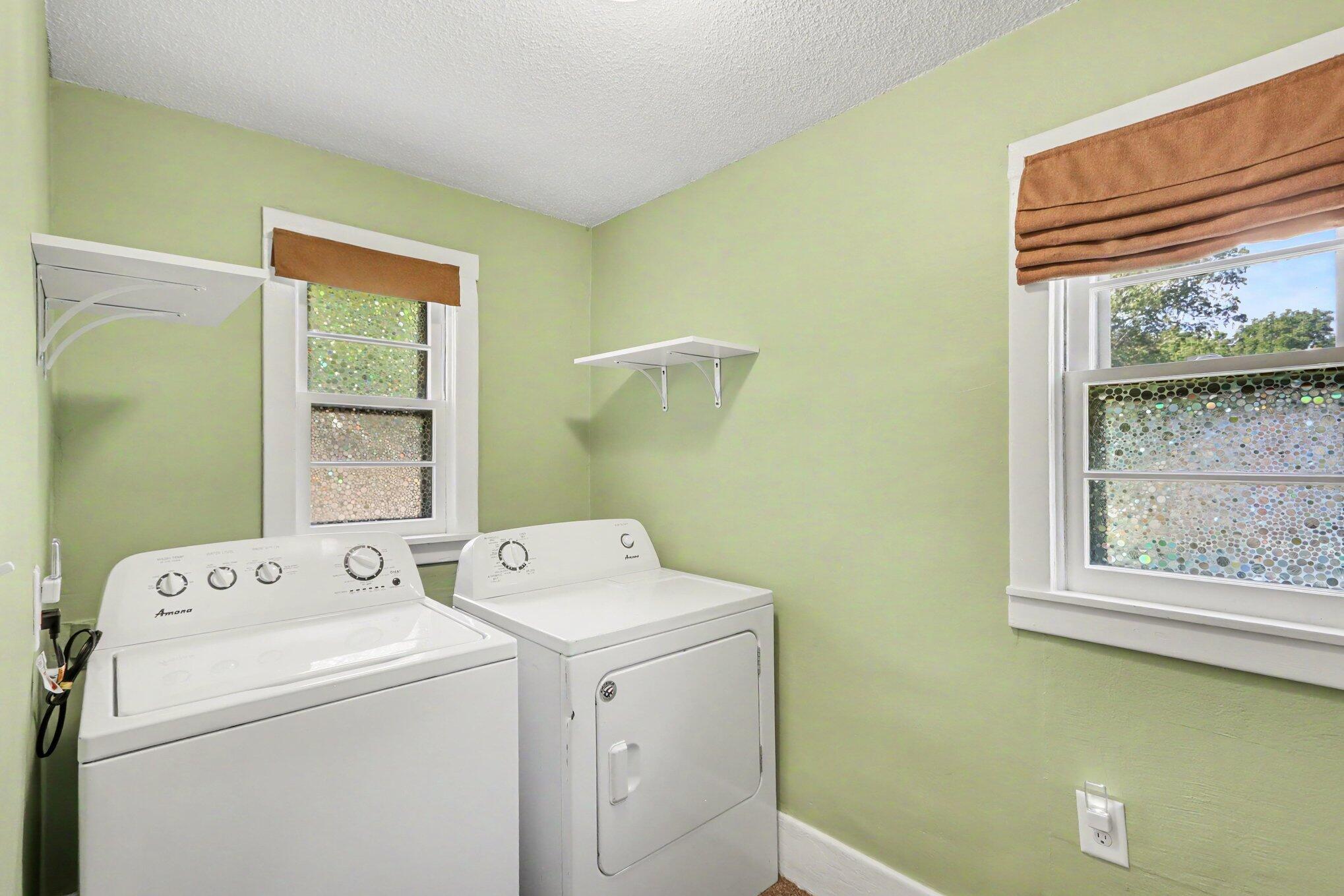 106 S Berkley Street Kalamazoo MI 49006