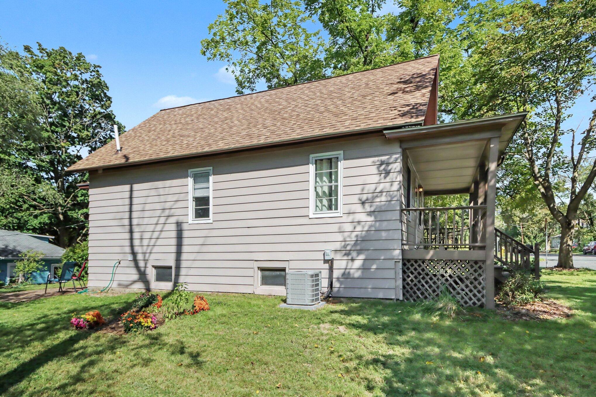 106 S Berkley Street Kalamazoo MI 49006