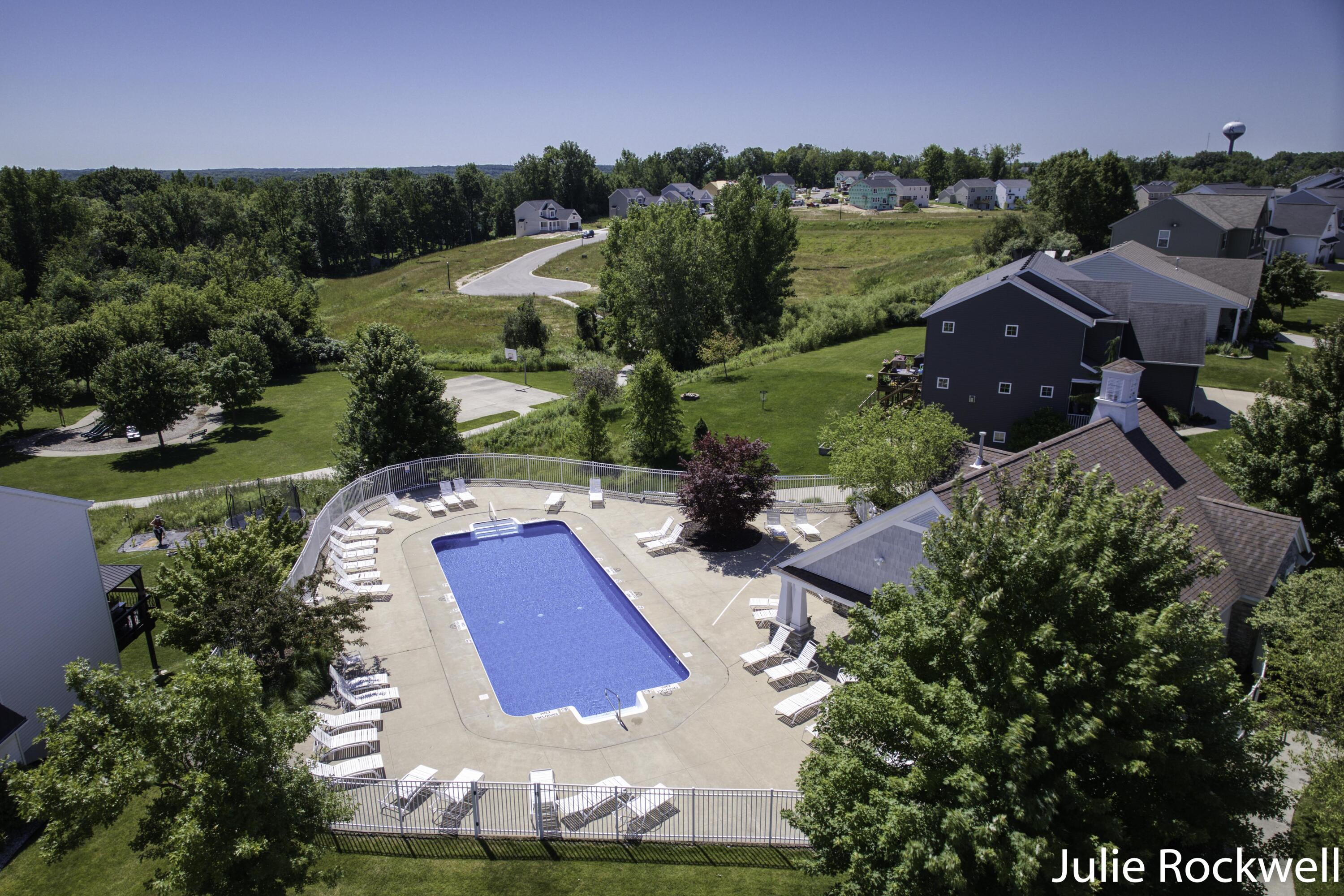 473 Orchard Drive NE Rockford MI 49341