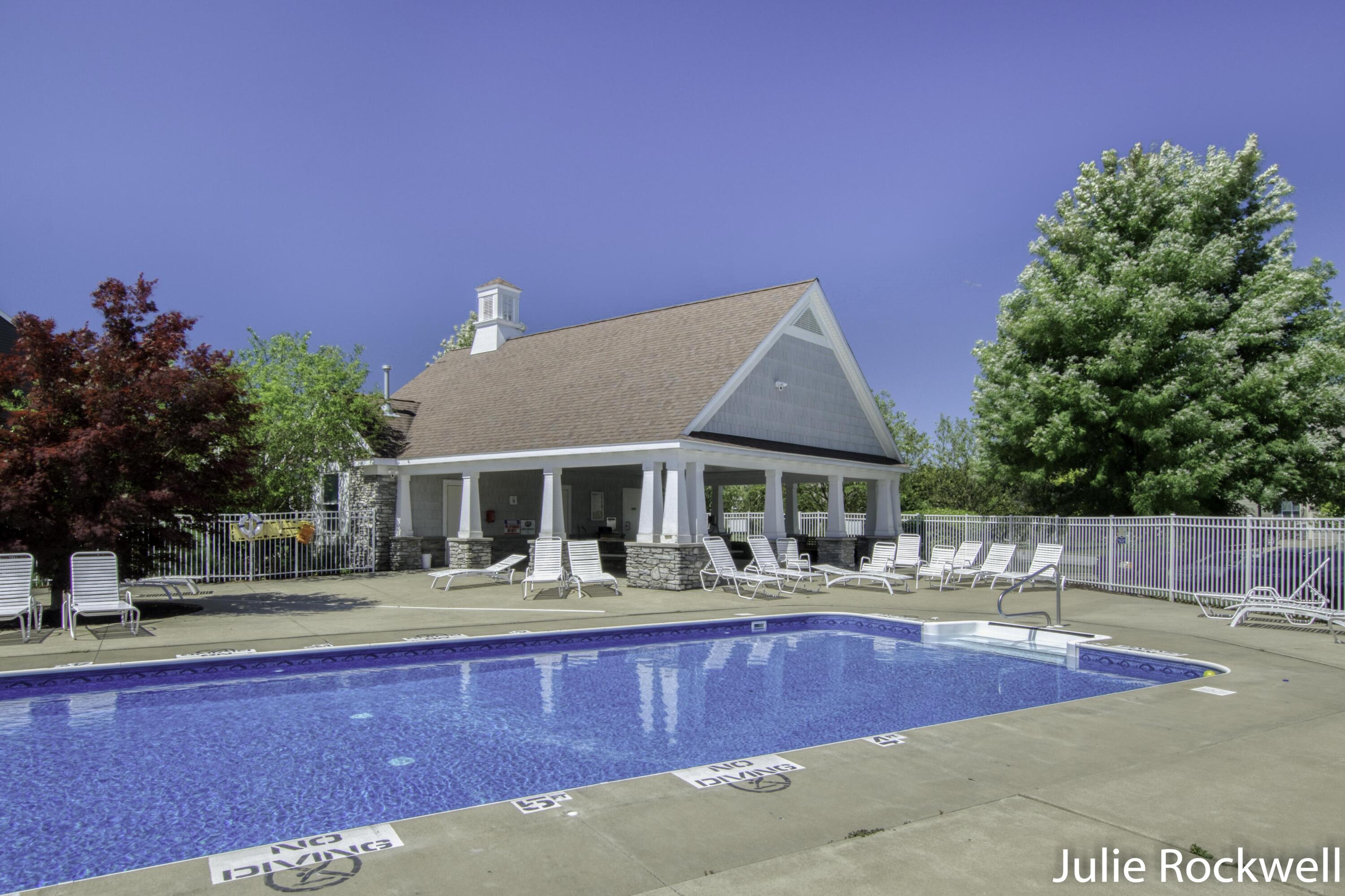473 Orchard Drive NE Rockford MI 49341