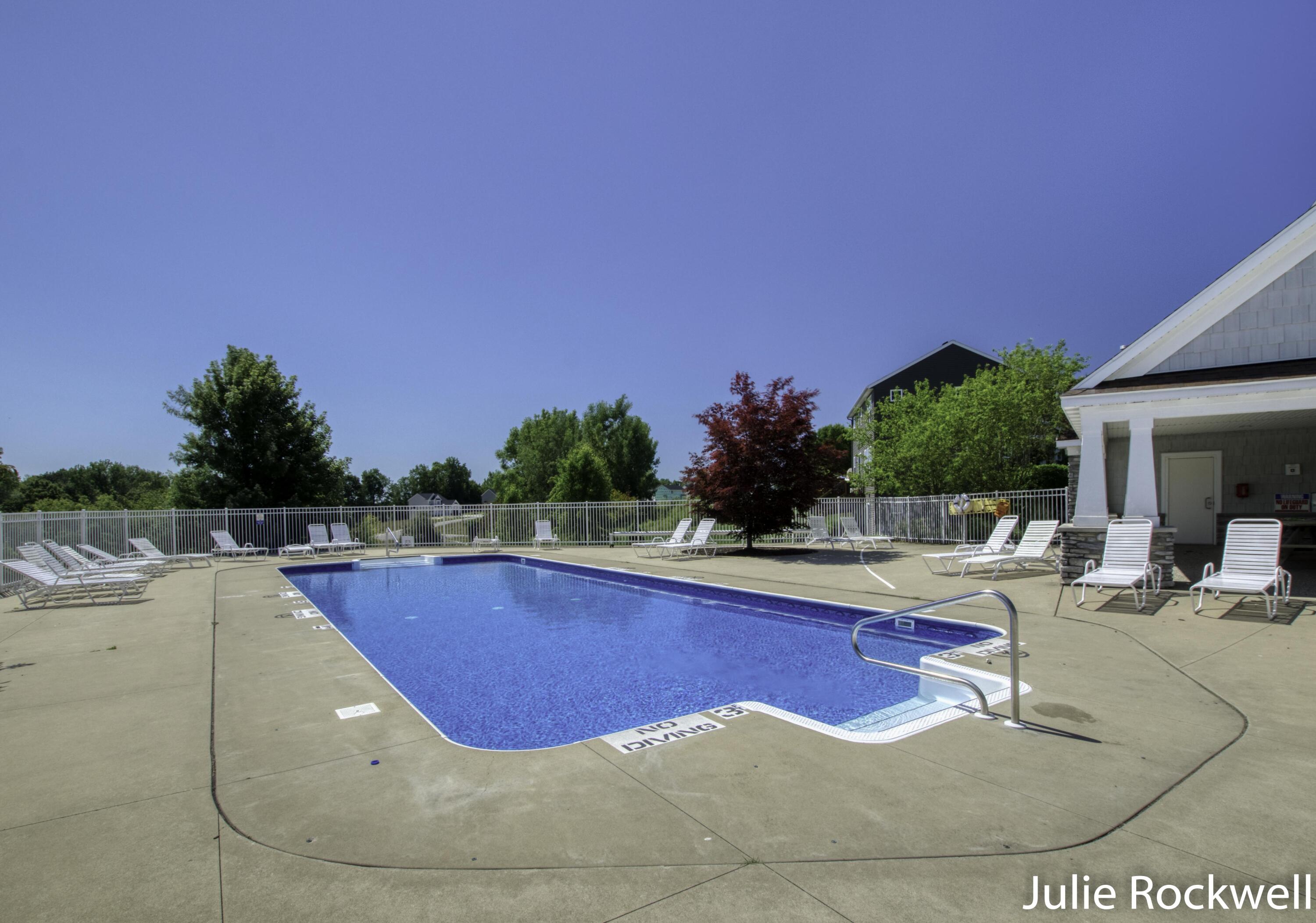 473 Orchard Drive NE Rockford MI 49341