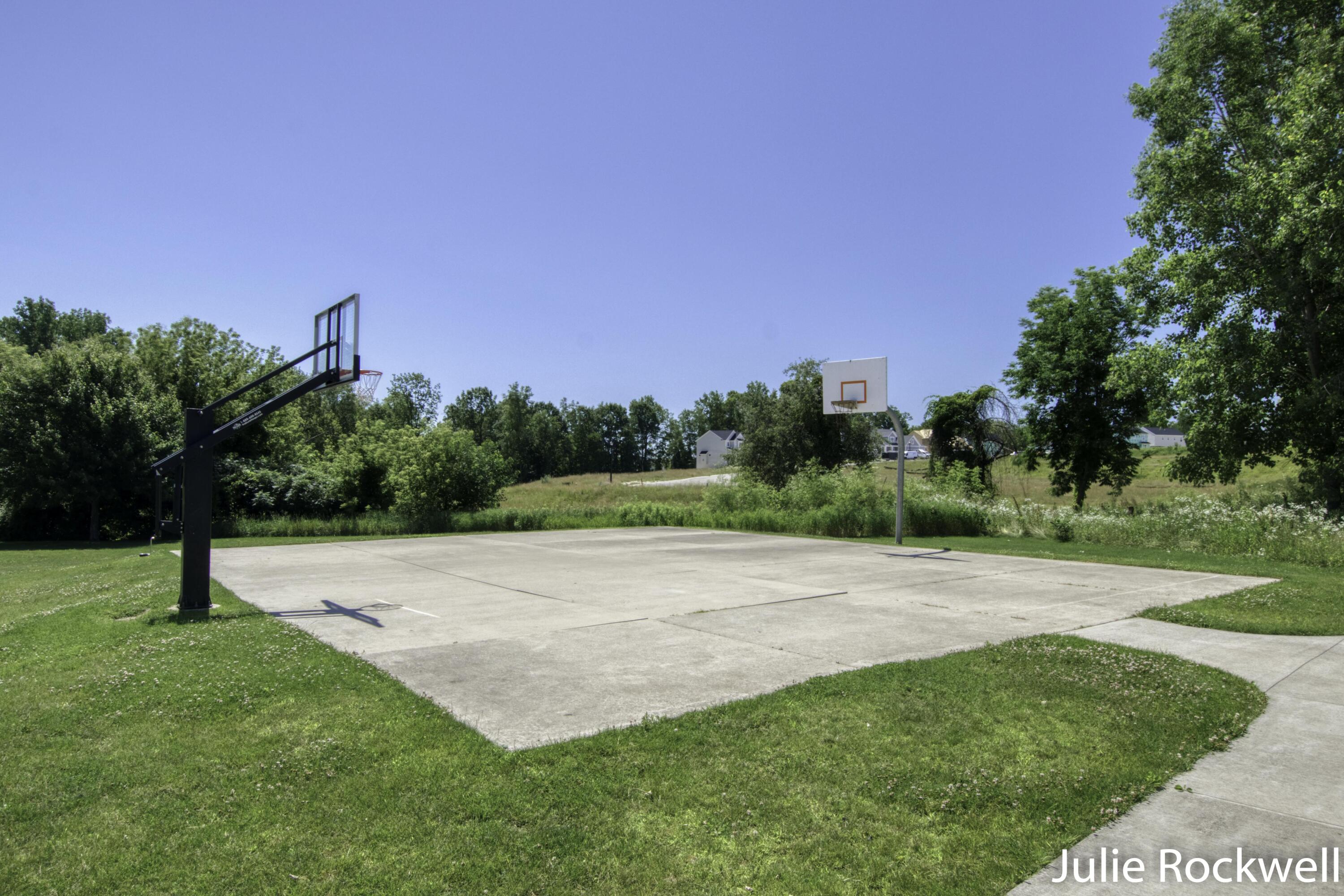473 Orchard Drive NE Rockford MI 49341