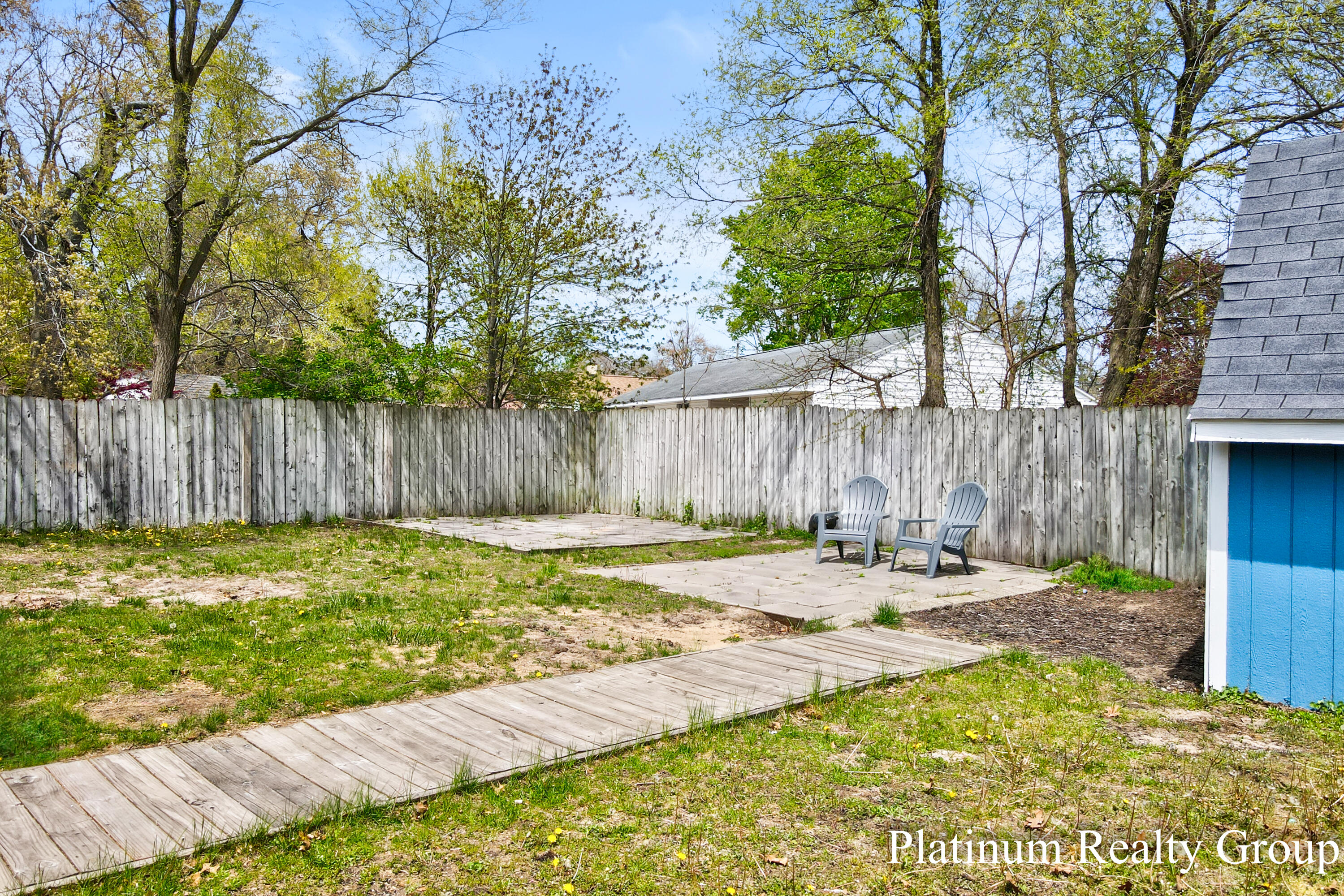2390 Greenwood Street Muskegon MI 49441
