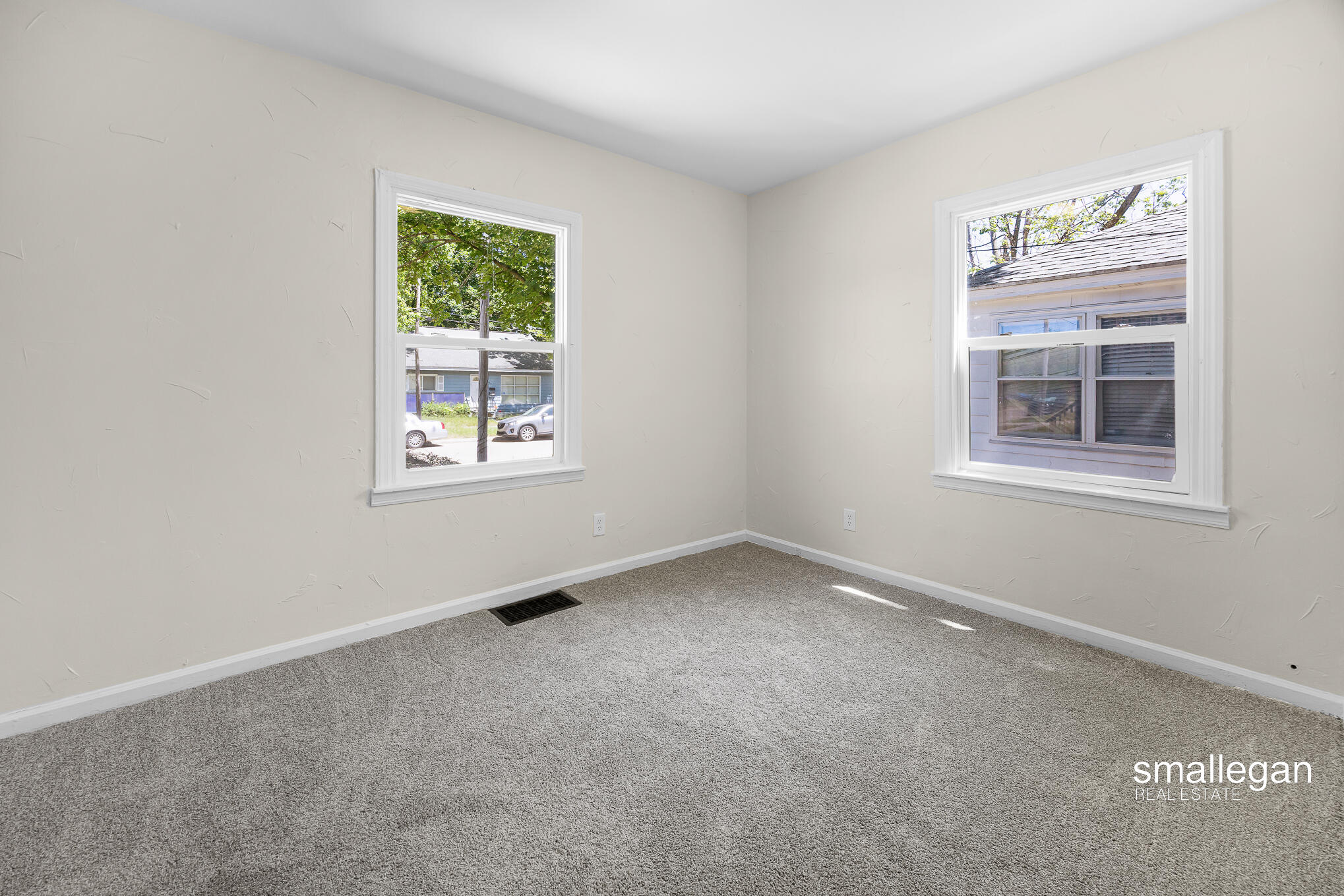 885 Oak Avenue Muskegon MI 49442
