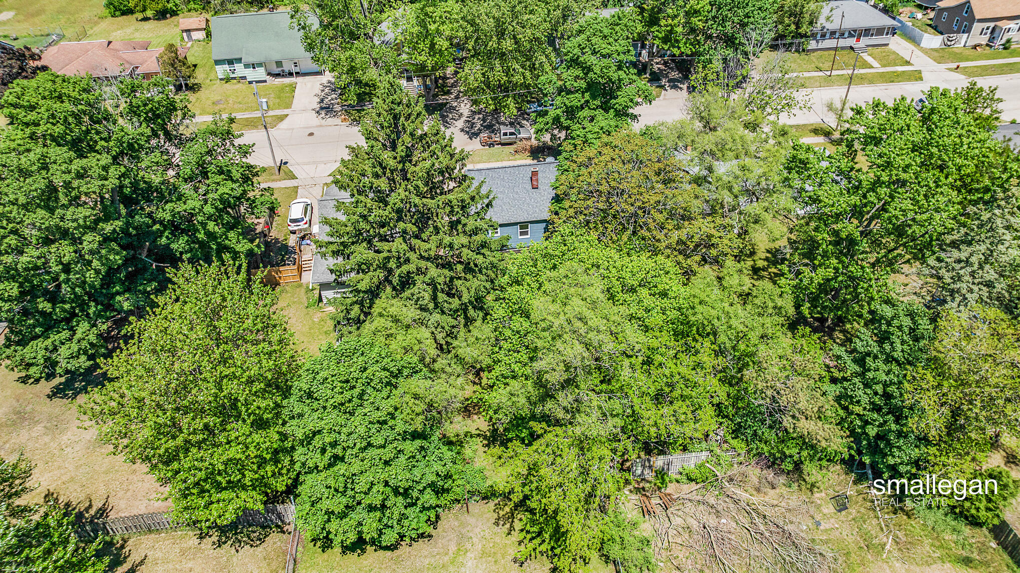 885 Oak Avenue Muskegon MI 49442