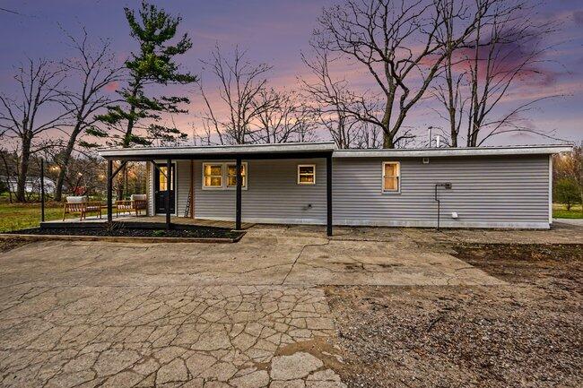 11818 128th Avenue Grand Haven MI 49417
