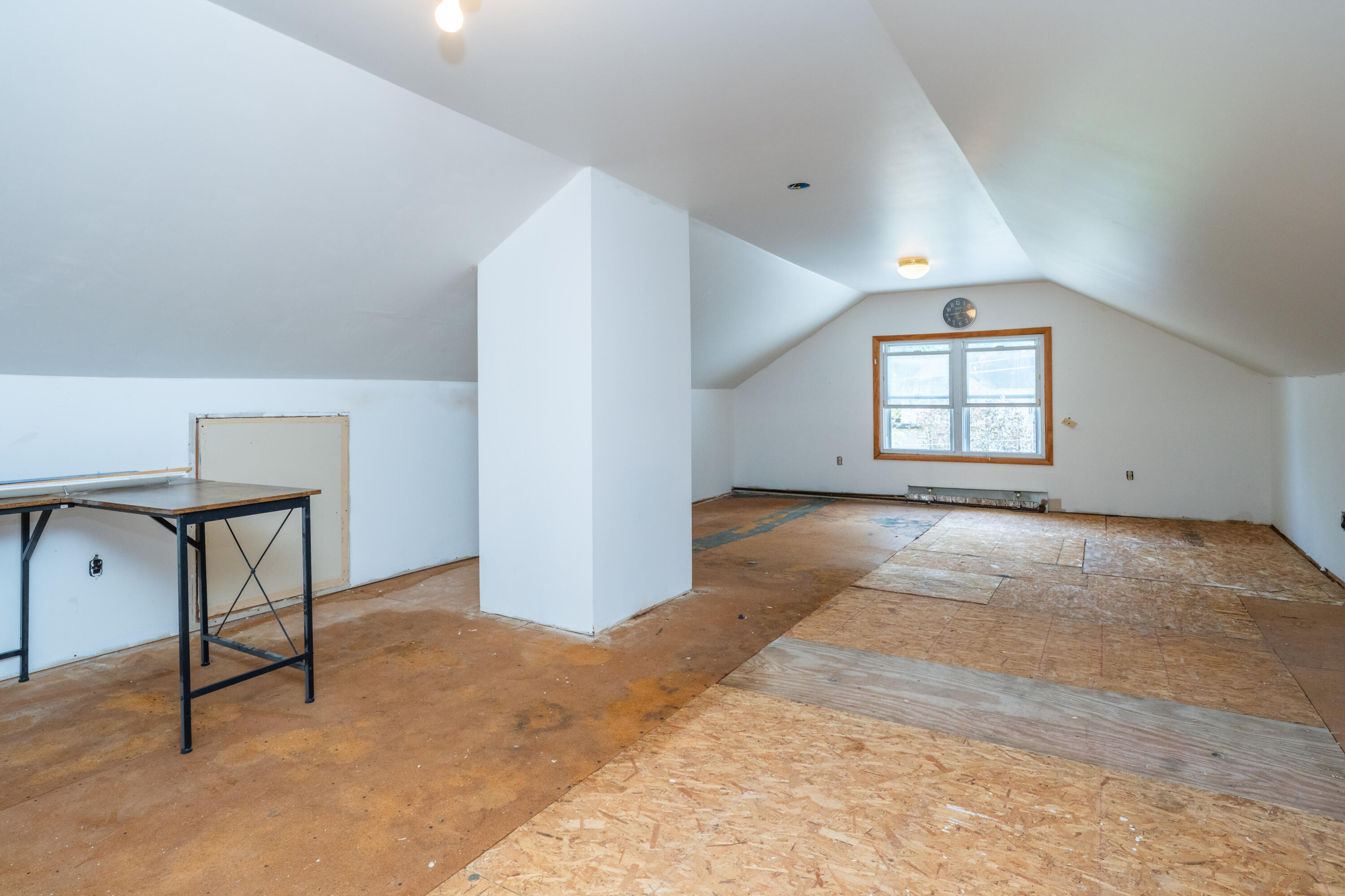 135 W St Joseph Street Coloma MI 49038