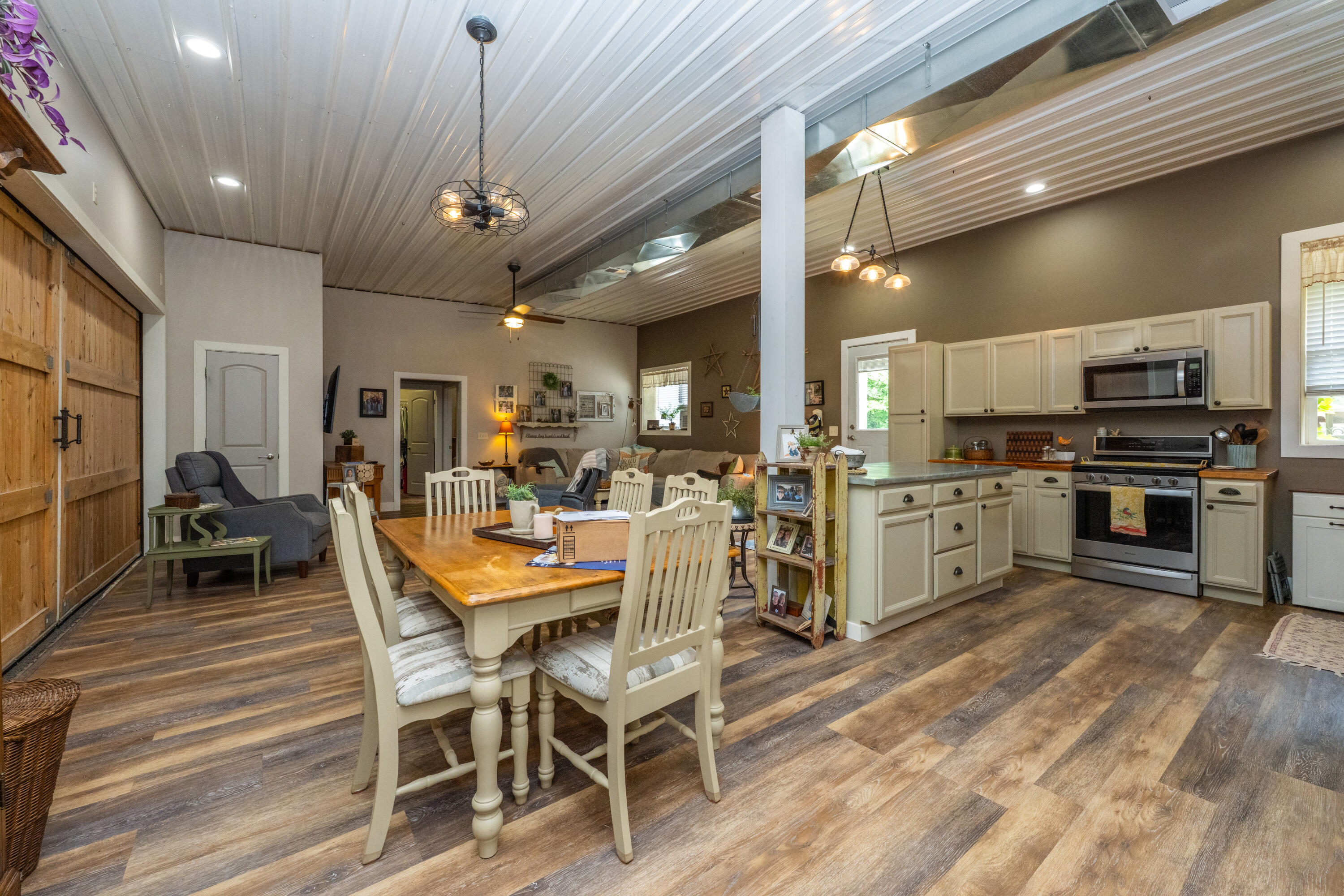 135 W St Joseph Street Coloma MI 49038