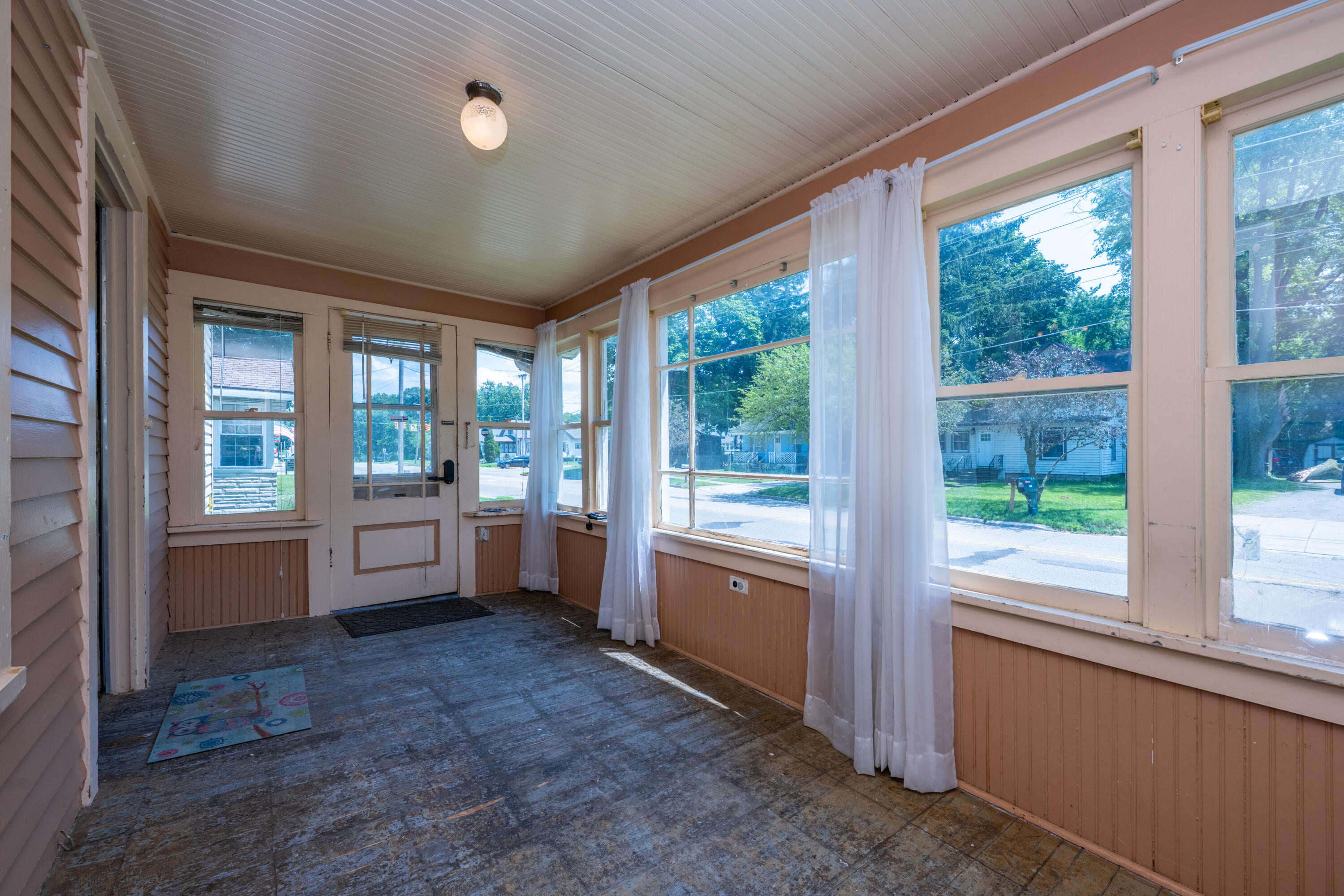 135 W St Joseph Street Coloma MI 49038