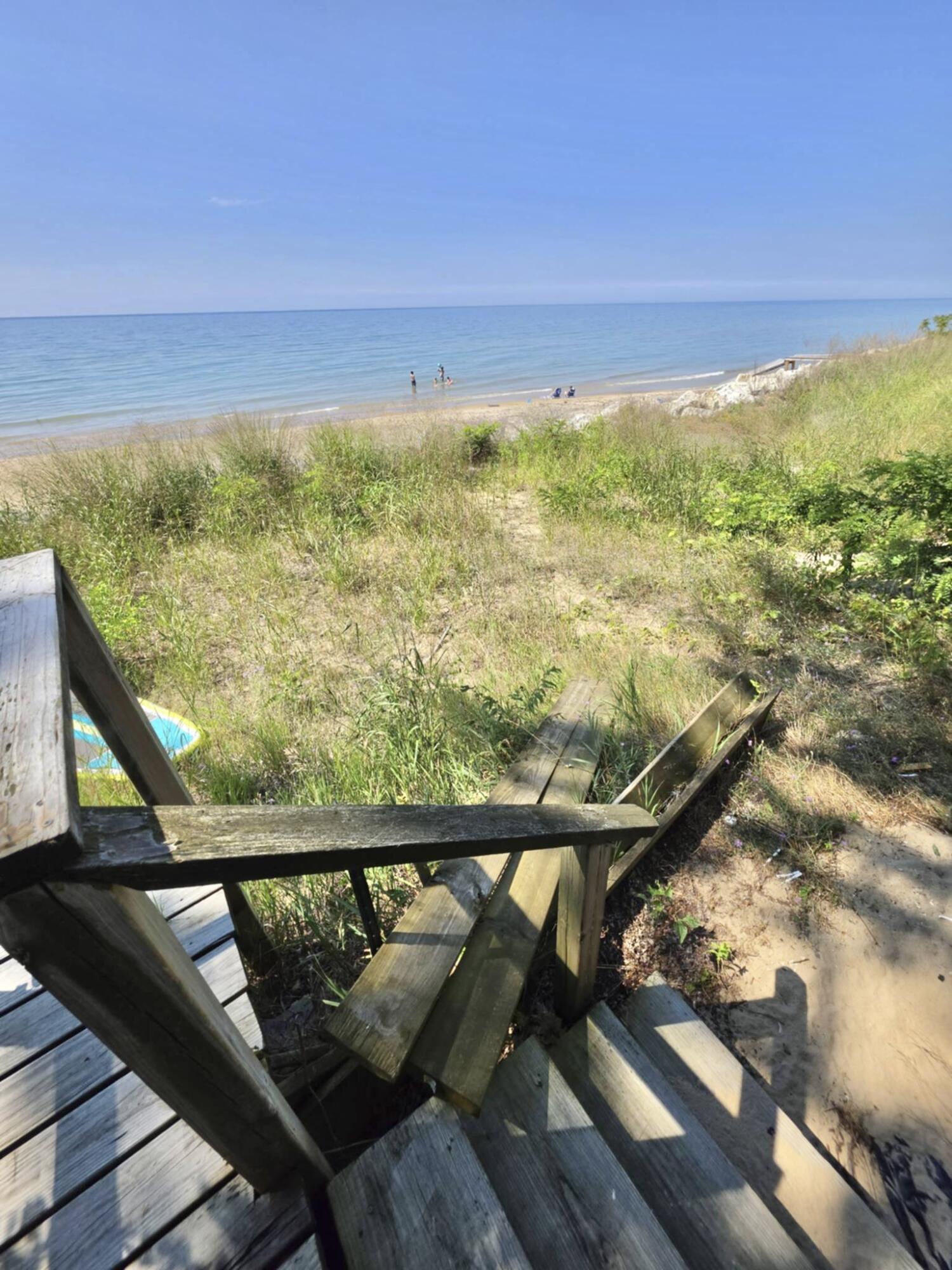 30048 Lake Bluff Drive Covert MI 49043