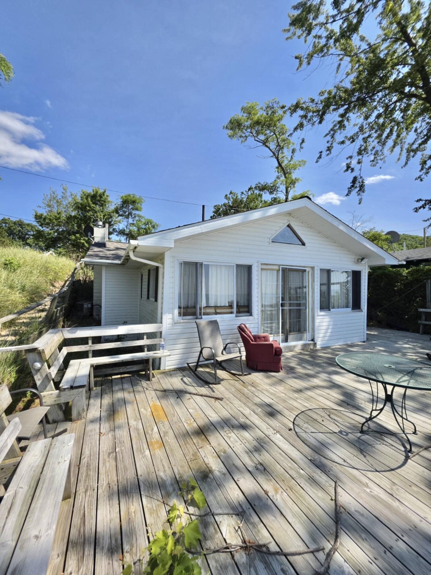 30048 Lake Bluff Drive Covert MI 49043