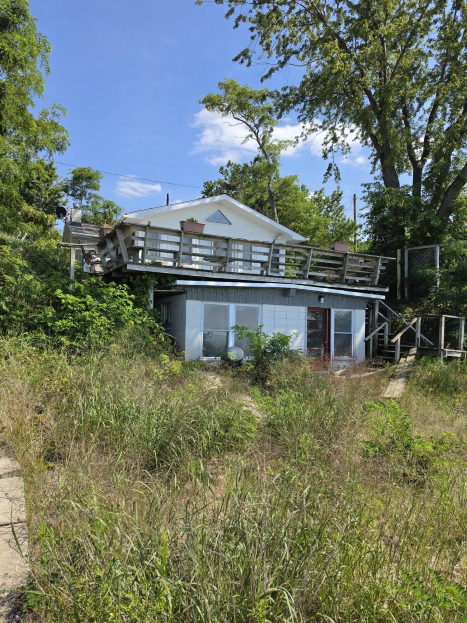 30048 Lake Bluff Drive Covert MI 49043