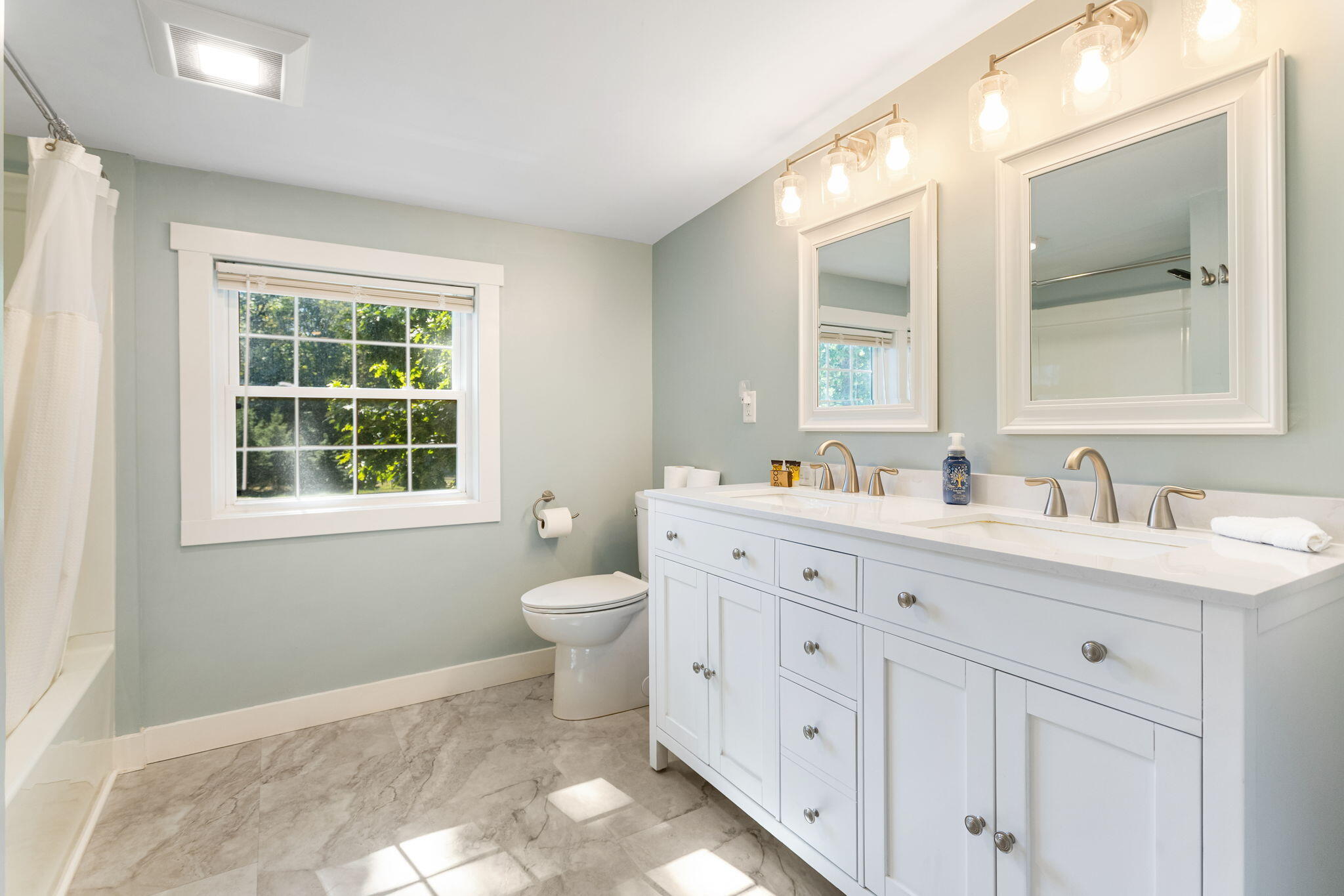 1722 Lake Michigan Drive Fennville MI 49408