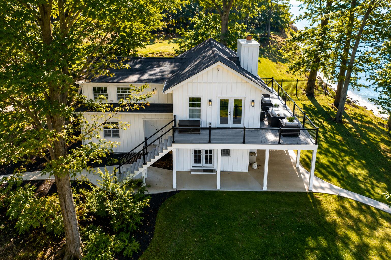 1722 Lake Michigan Drive Fennville MI 49408