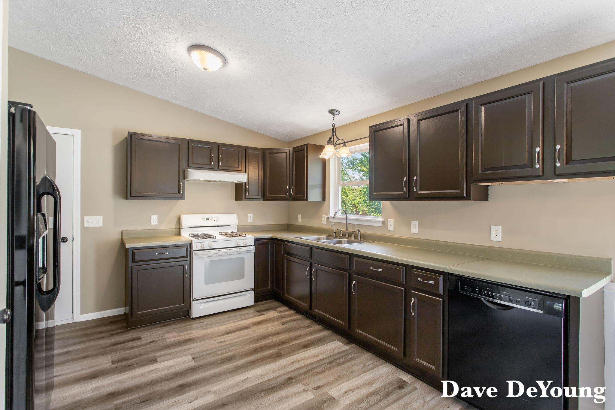 6756 119th Avenue Fennville MI 49408