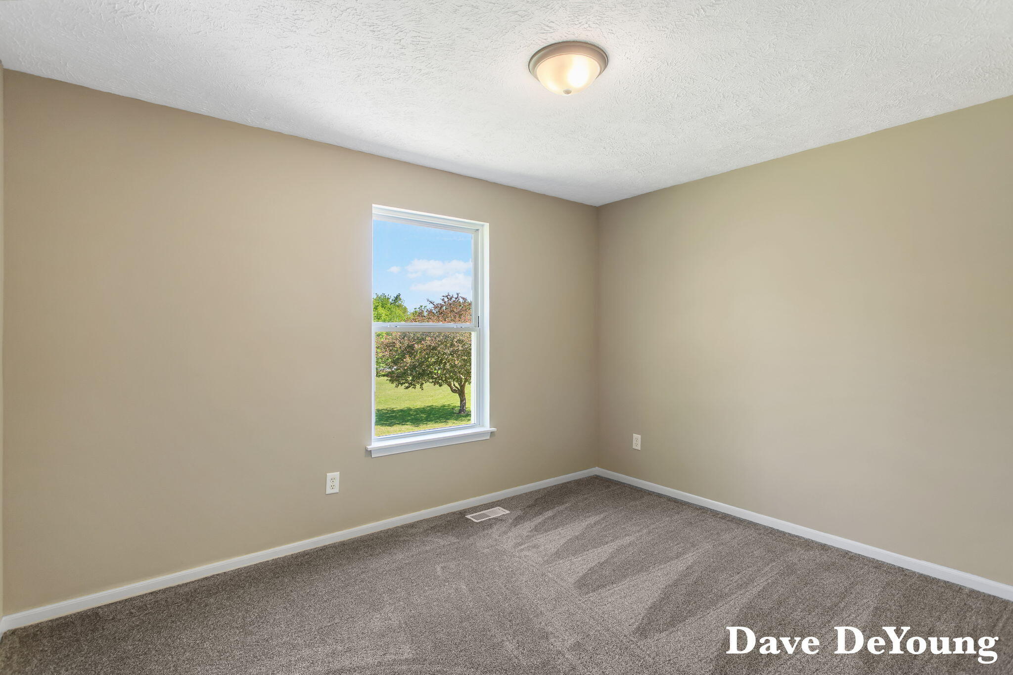 6756 119th Avenue Fennville MI 49408
