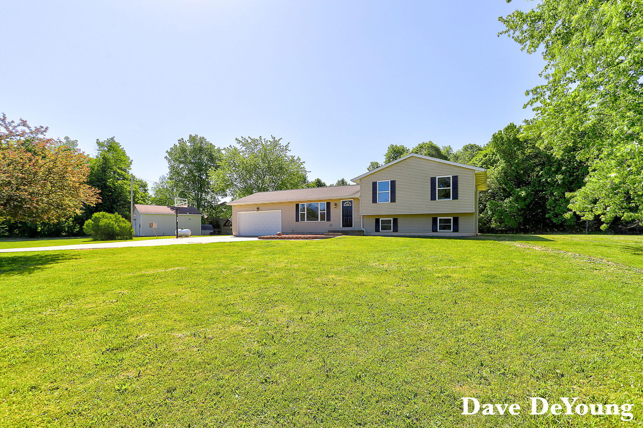 6756 119th Avenue Fennville MI 49408