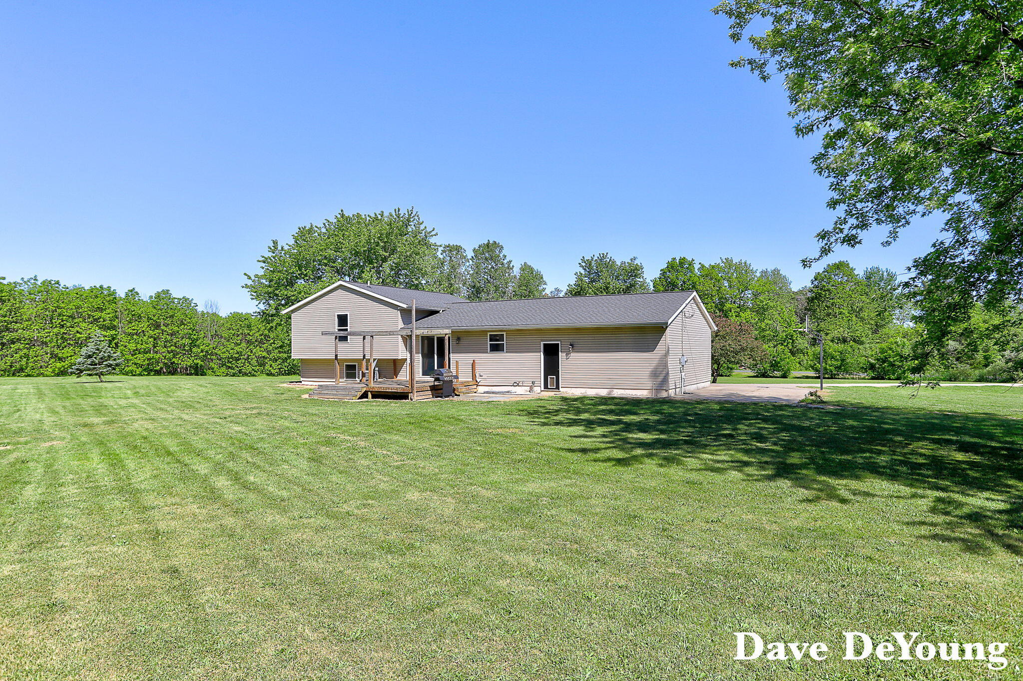 6756 119th Avenue Fennville MI 49408