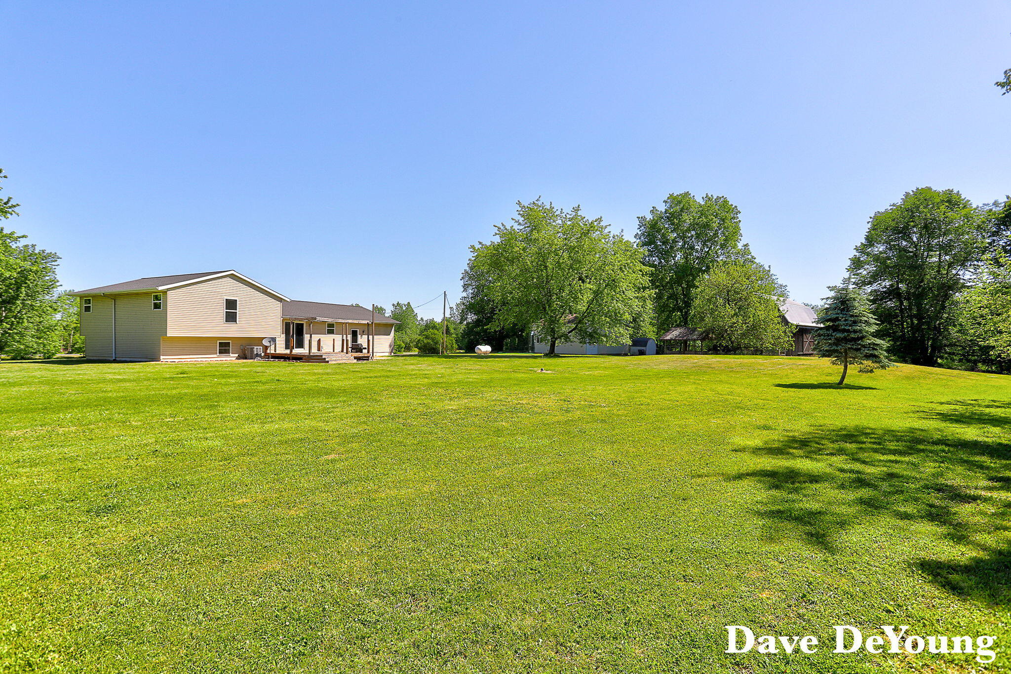 6756 119th Avenue Fennville MI 49408