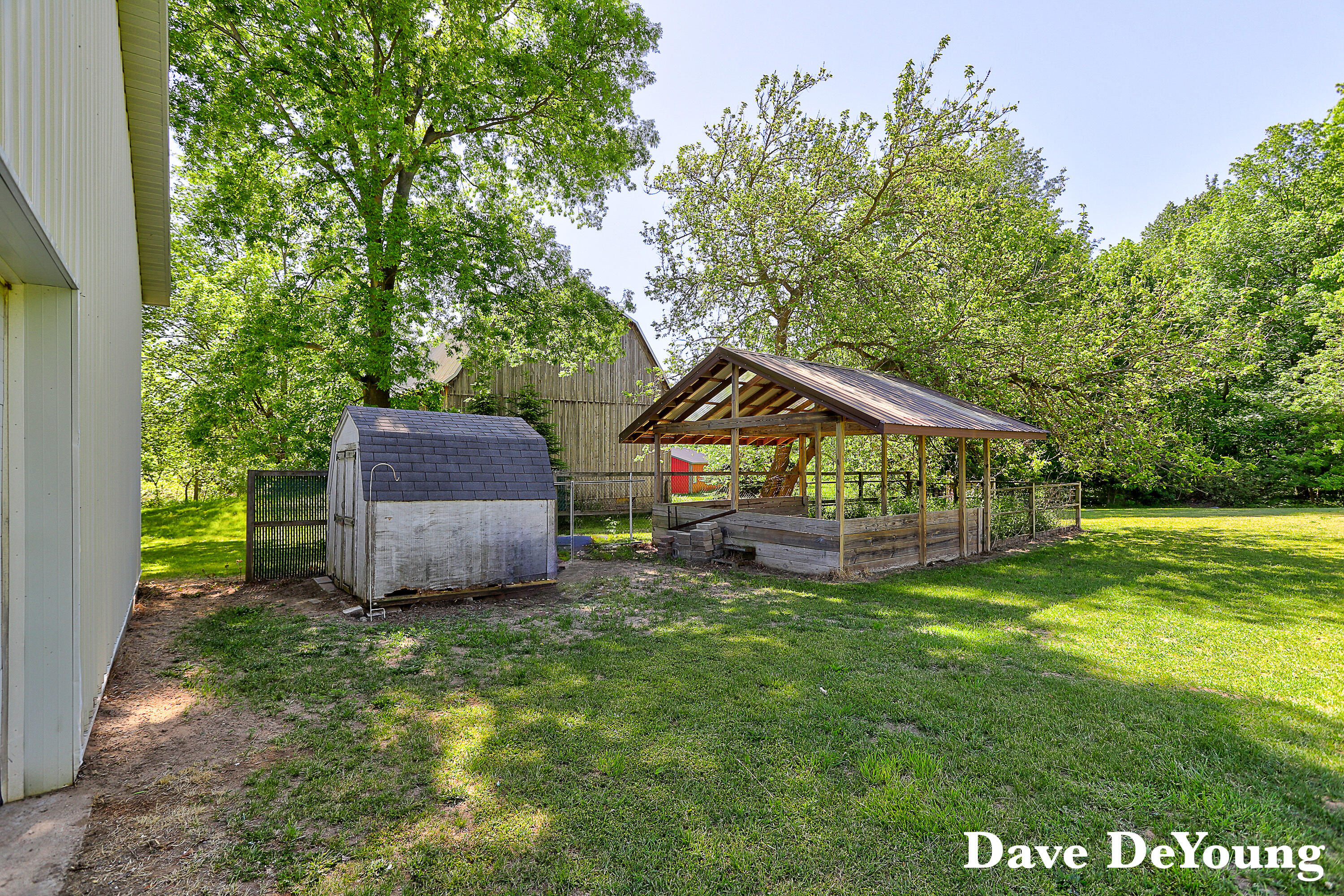 6756 119th Avenue Fennville MI 49408