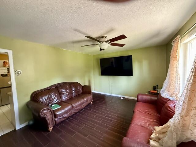 2431 Lawrence Drive Benton Harbor MI 49022