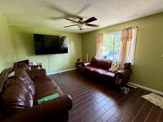 2431 Lawrence Drive Benton Harbor MI 49022