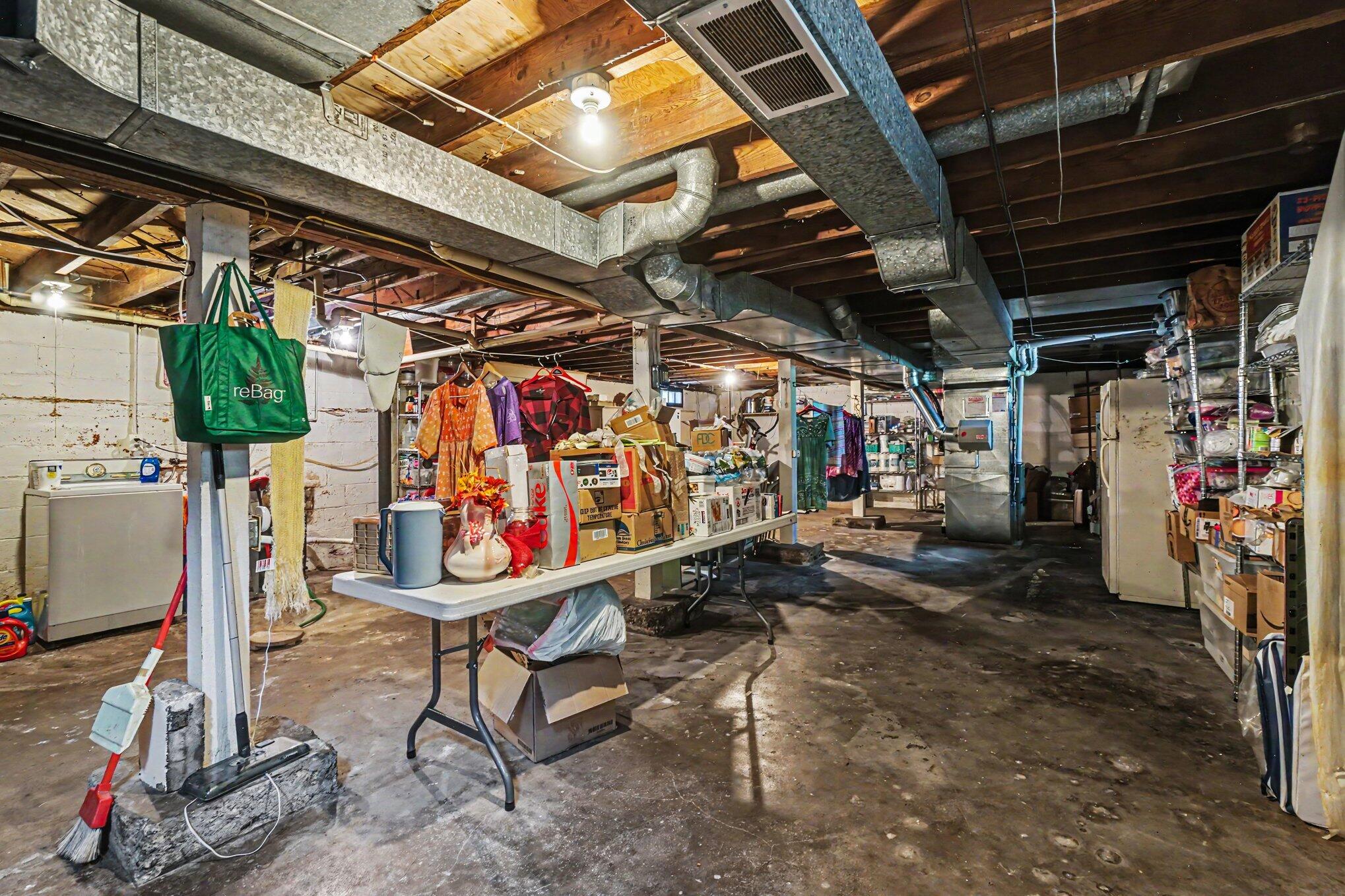 1410 W Maple Street Kalamazoo MI 49008