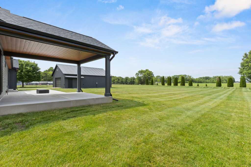 20872 State Line Road Edwardsburg MI 49112