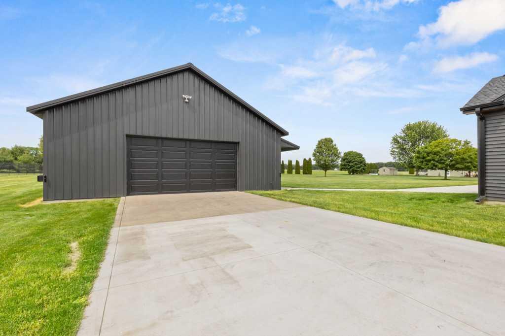 20872 State Line Road Edwardsburg MI 49112