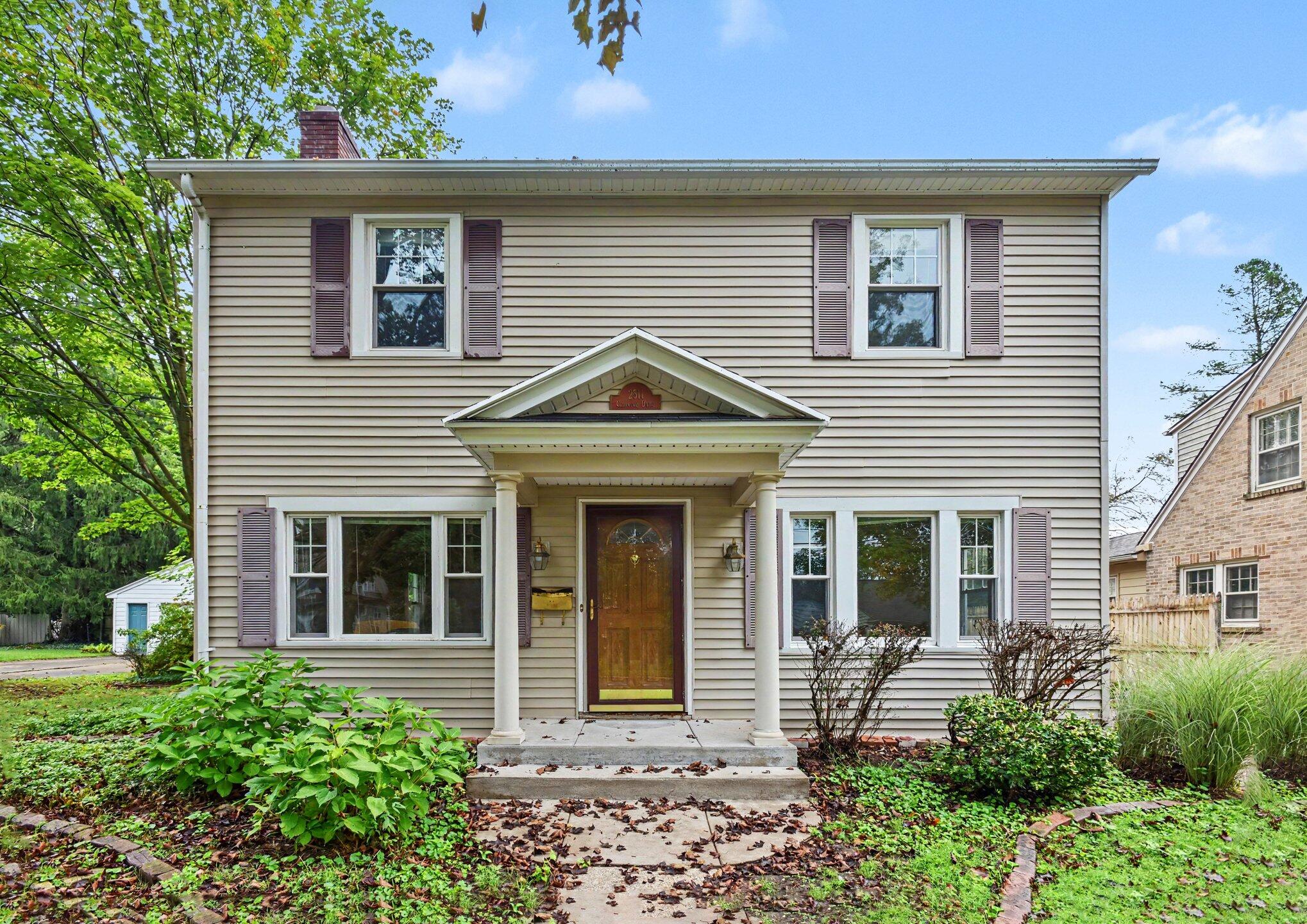 2511 Glenwood Drive Kalamazoo MI 49008