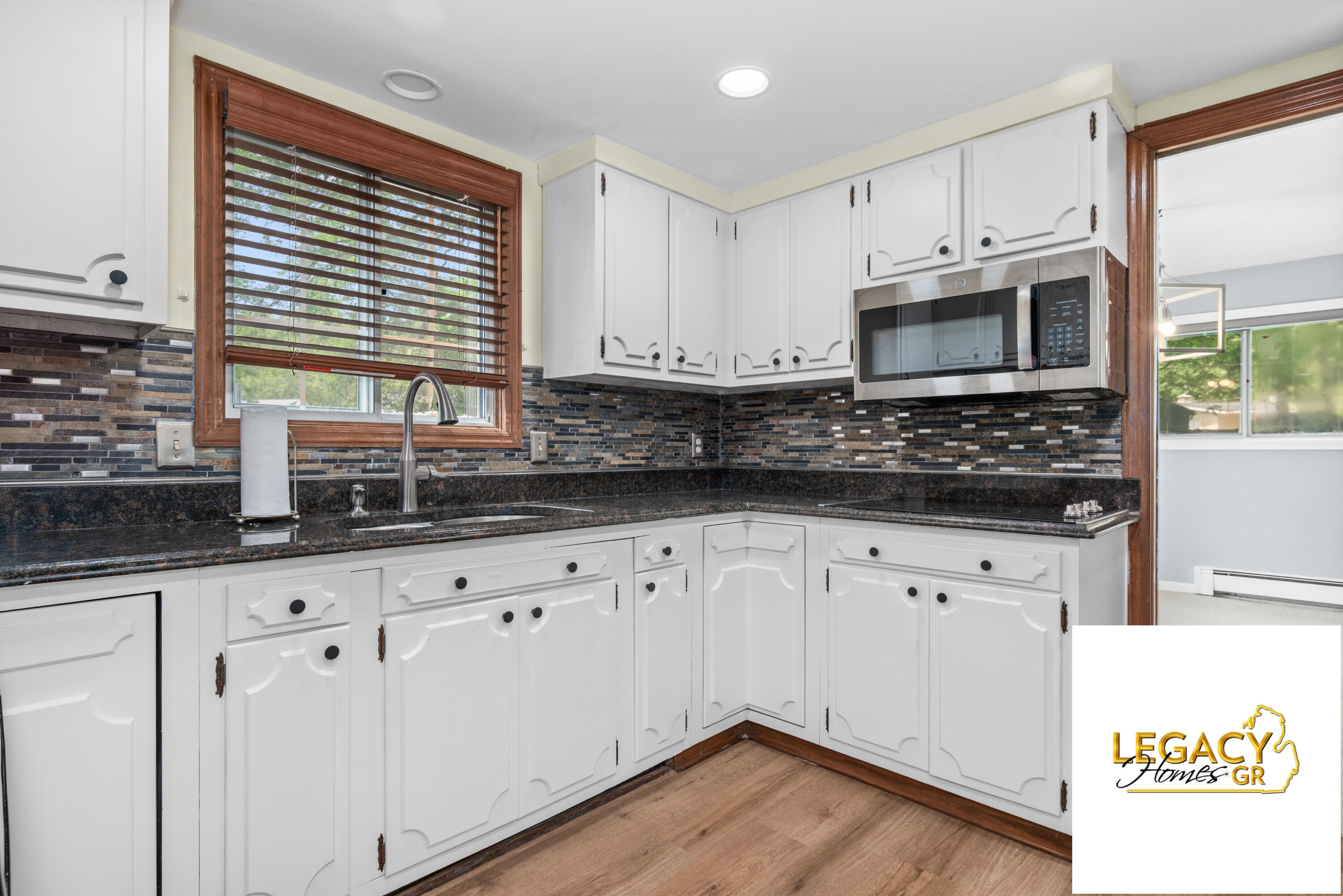 1646 Rose Parkway SE Grand Rapids MI 49506
