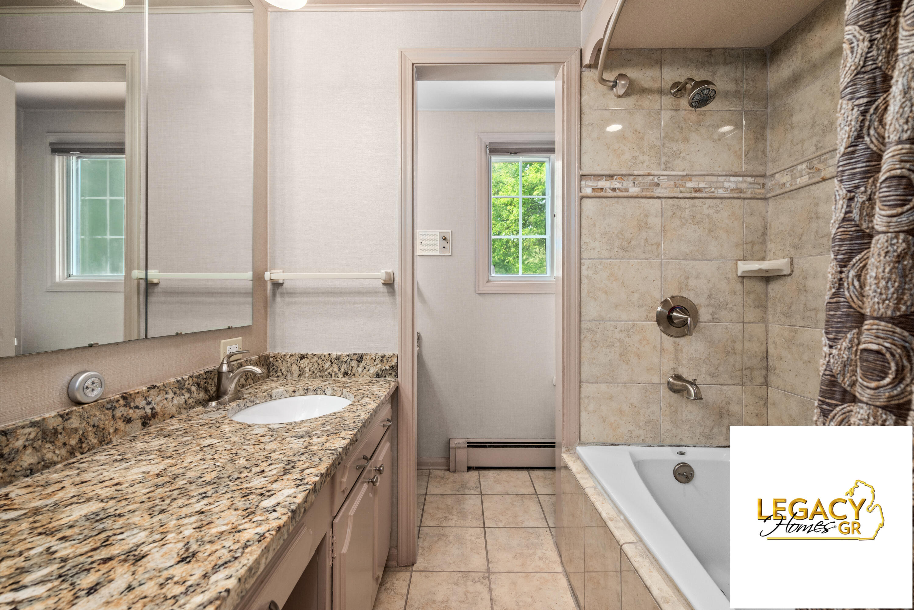 1646 Rose Parkway SE Grand Rapids MI 49506