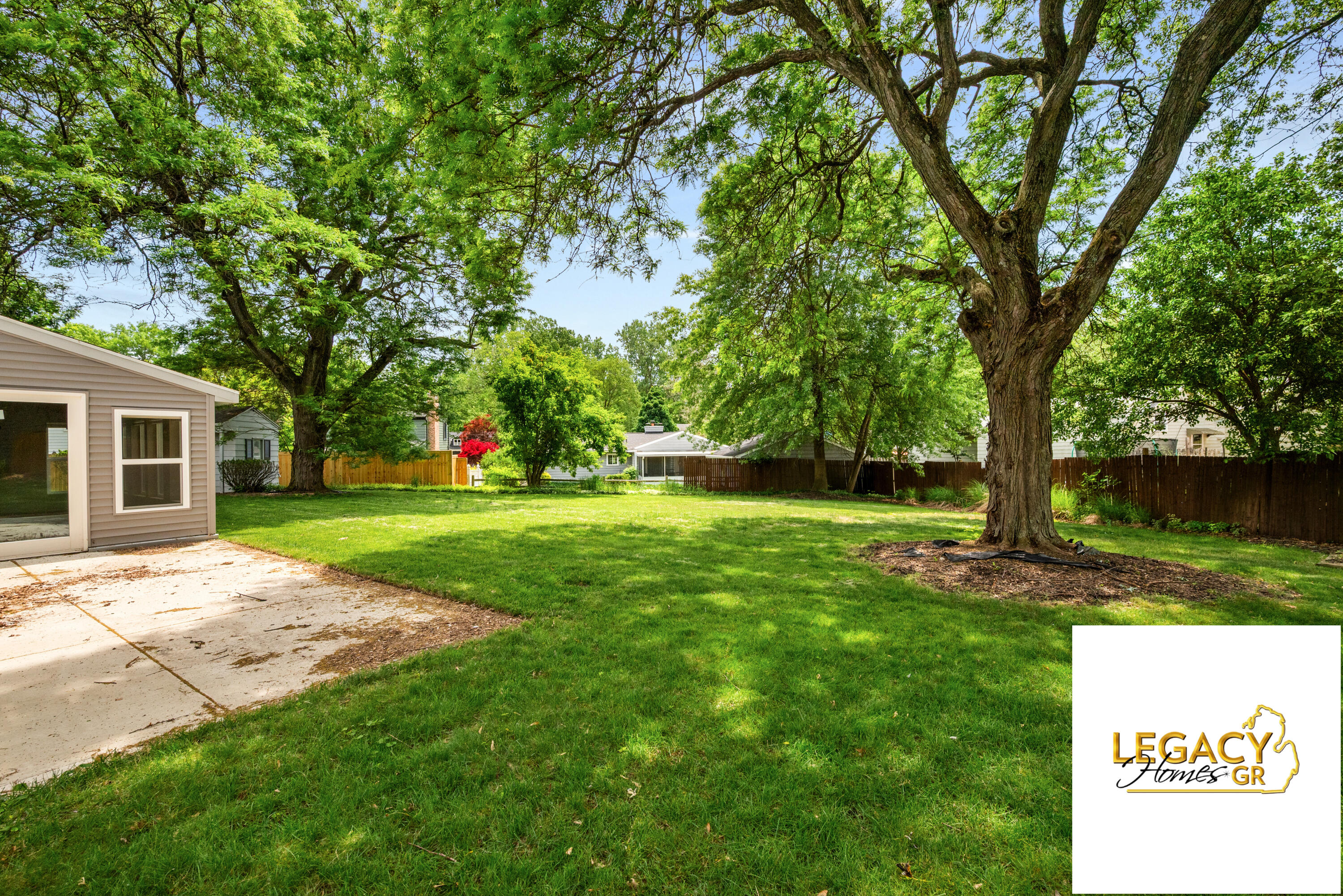 1646 Rose Parkway SE Grand Rapids MI 49506