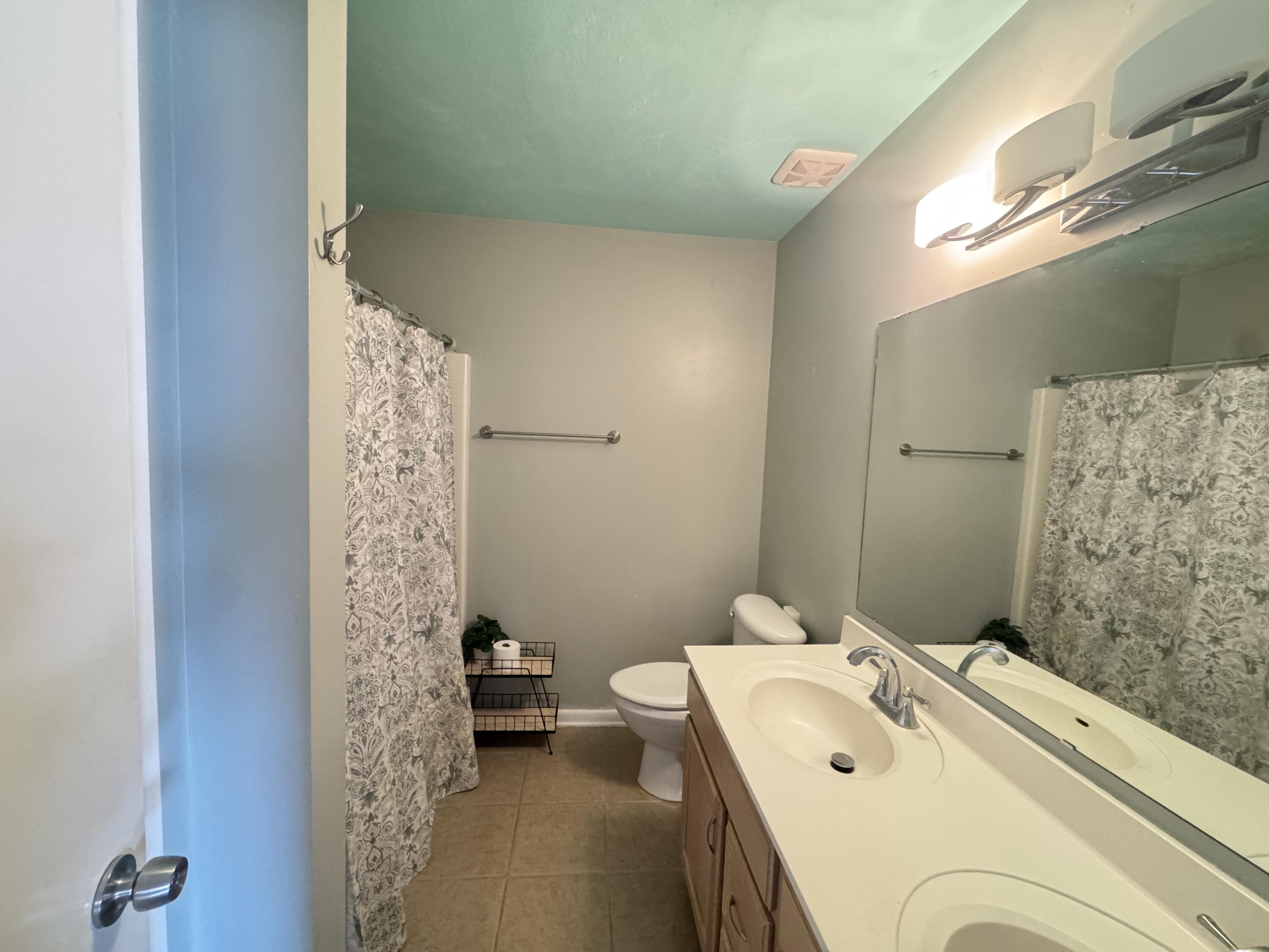 4495 Brookmeadow Drive SE Grand Rapids MI 49512