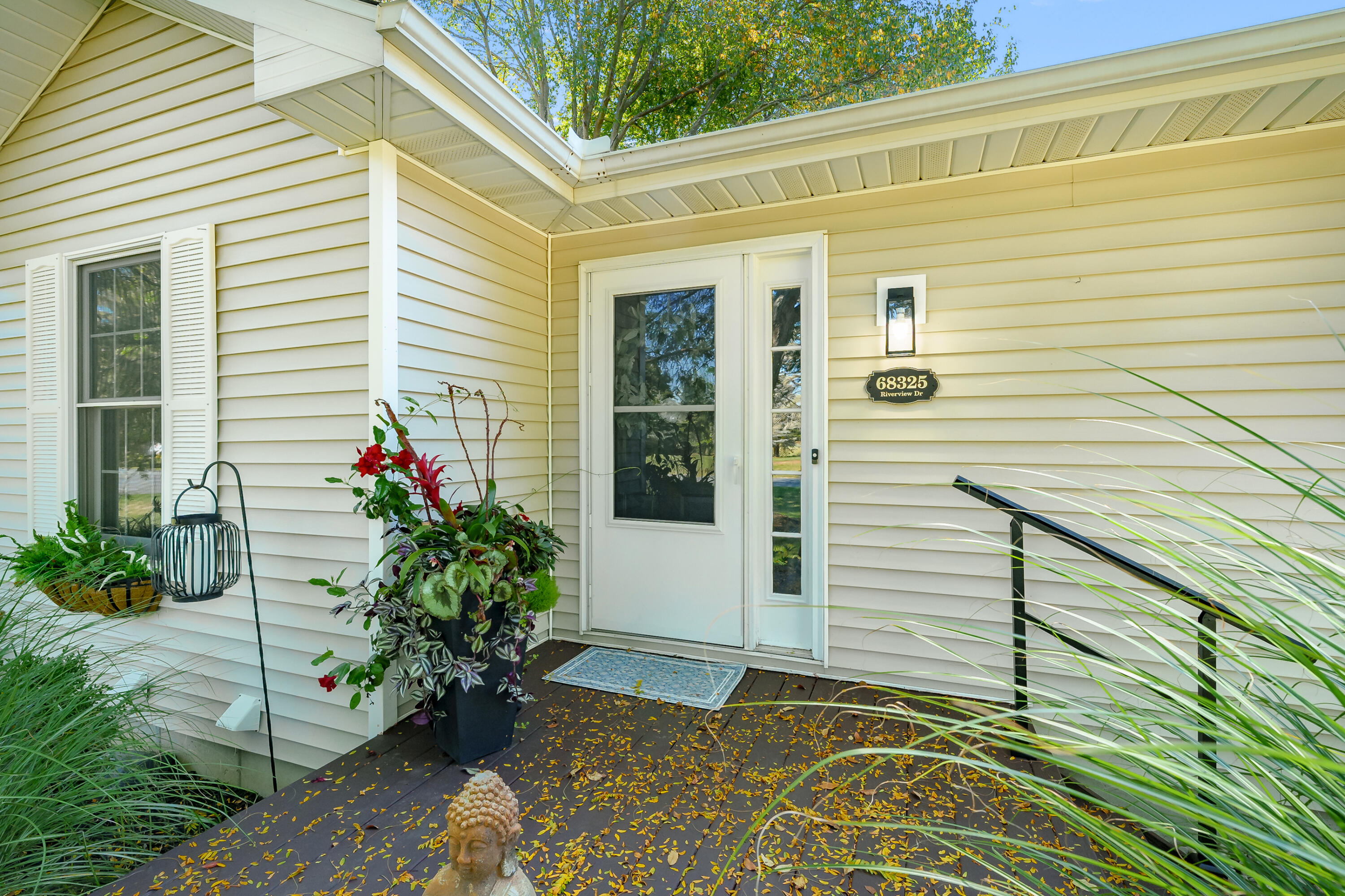 68325 Riverview Drive South Haven MI 49090