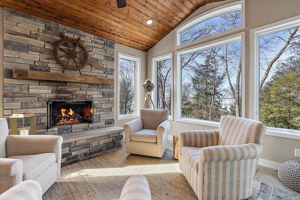 690 Dunegrass Circle Drive Saugatuck MI 49453