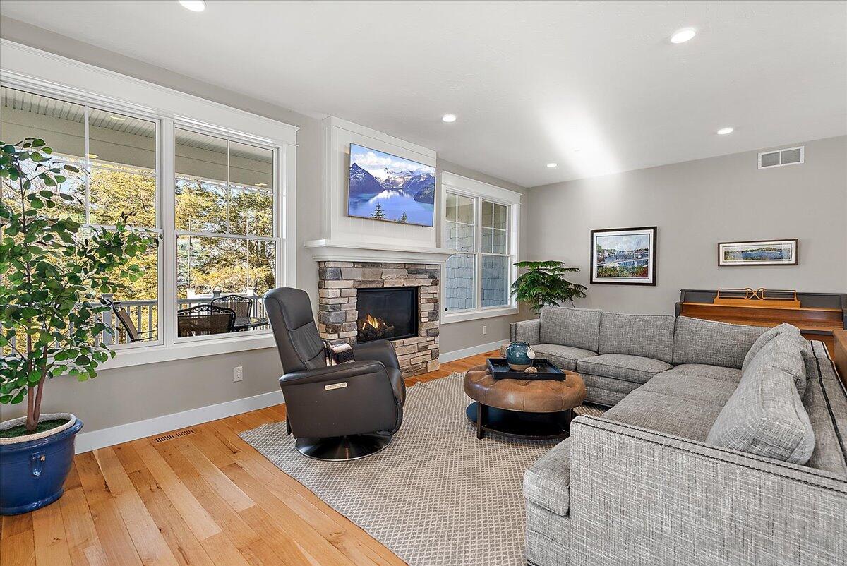 690 Dunegrass Circle Drive Saugatuck MI 49453