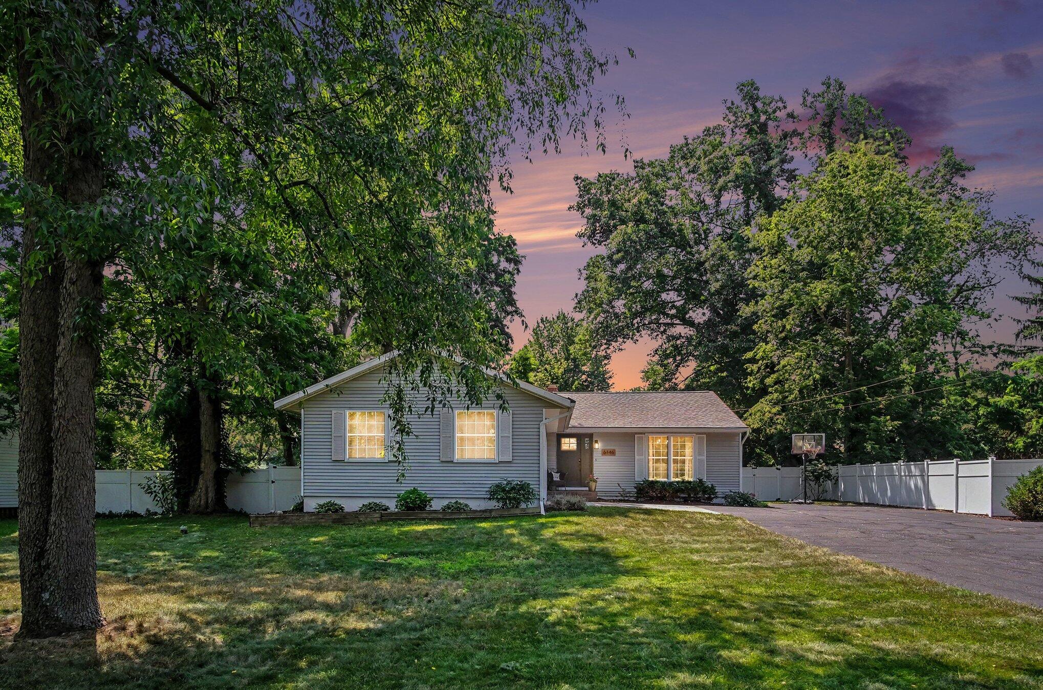 6146 Burton Street SE Grand Rapids MI 49546