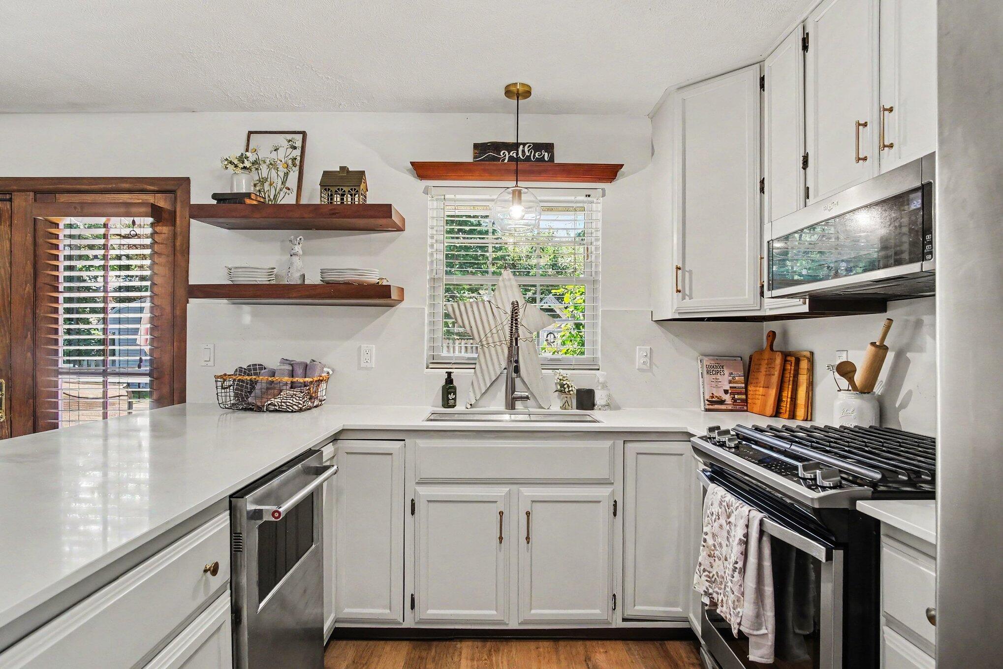 6146 Burton Street SE Grand Rapids MI 49546