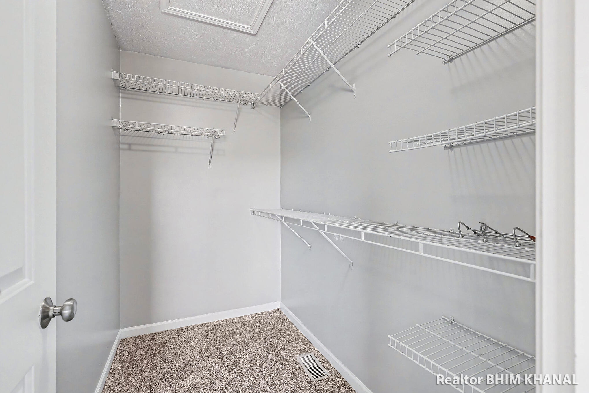 3721 Cedar Landing Drive SE Grand Rapids MI 49512