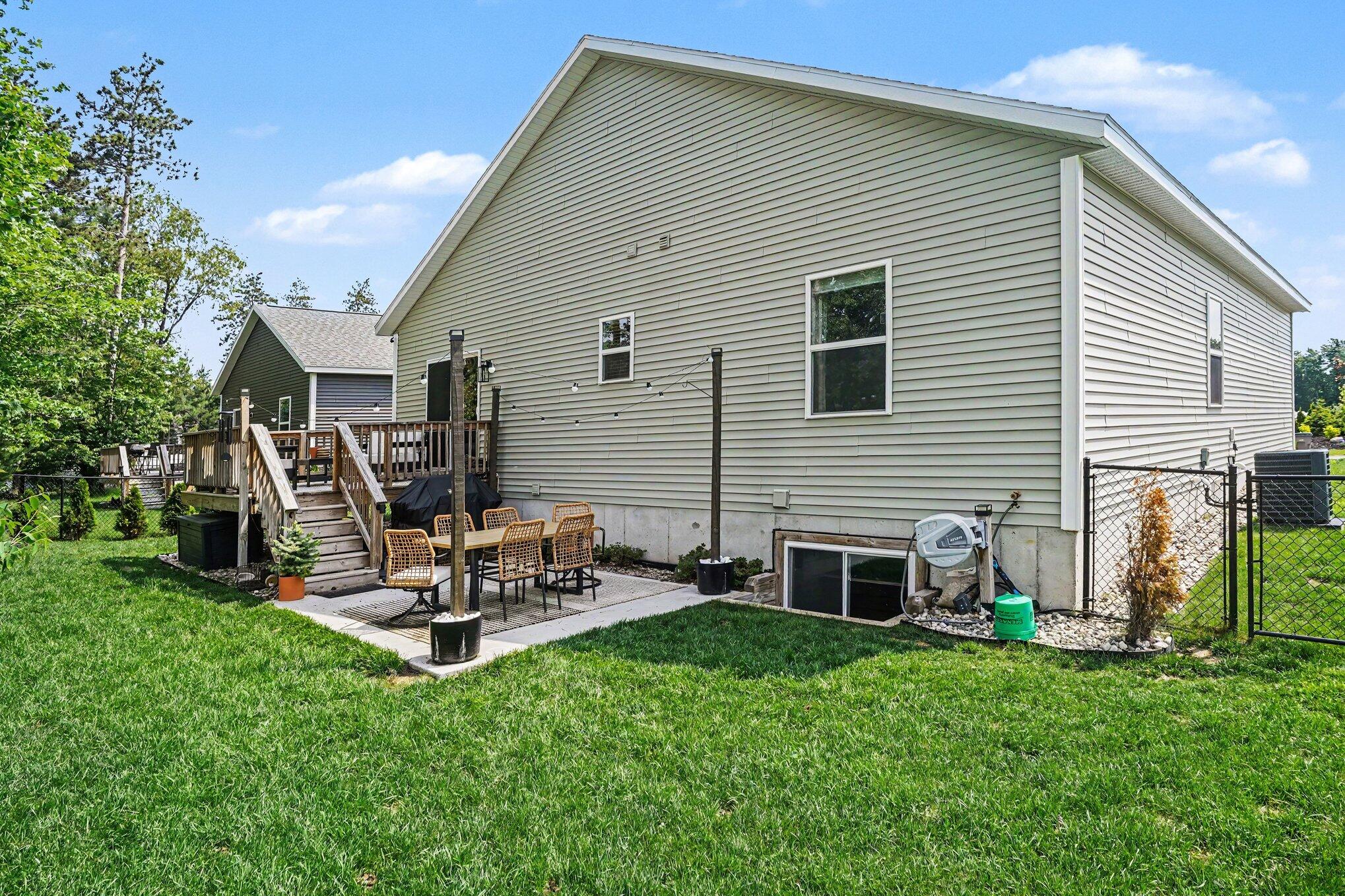 5999 N Bear Den Trail Muskegon MI 49444