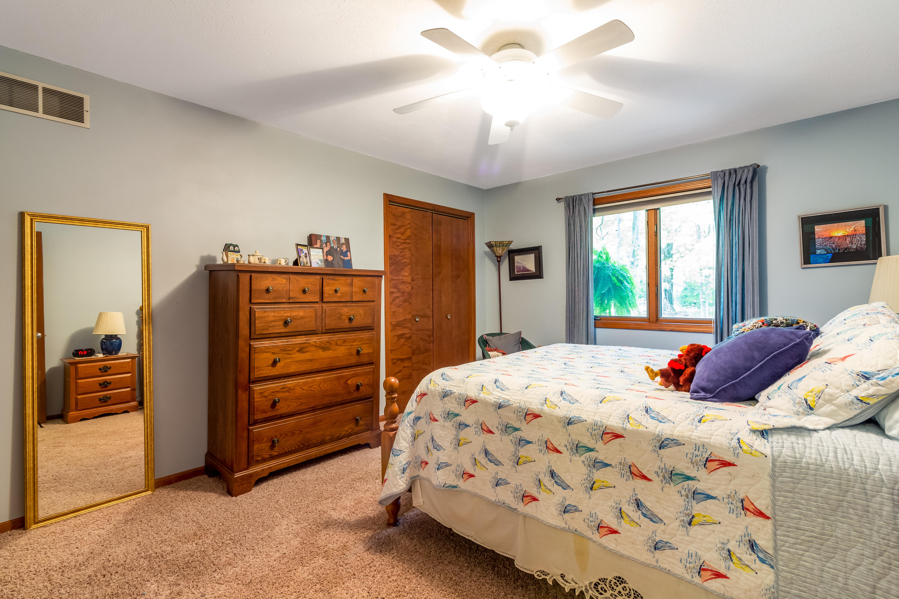 6565 Riverside Road Fennville MI 49408