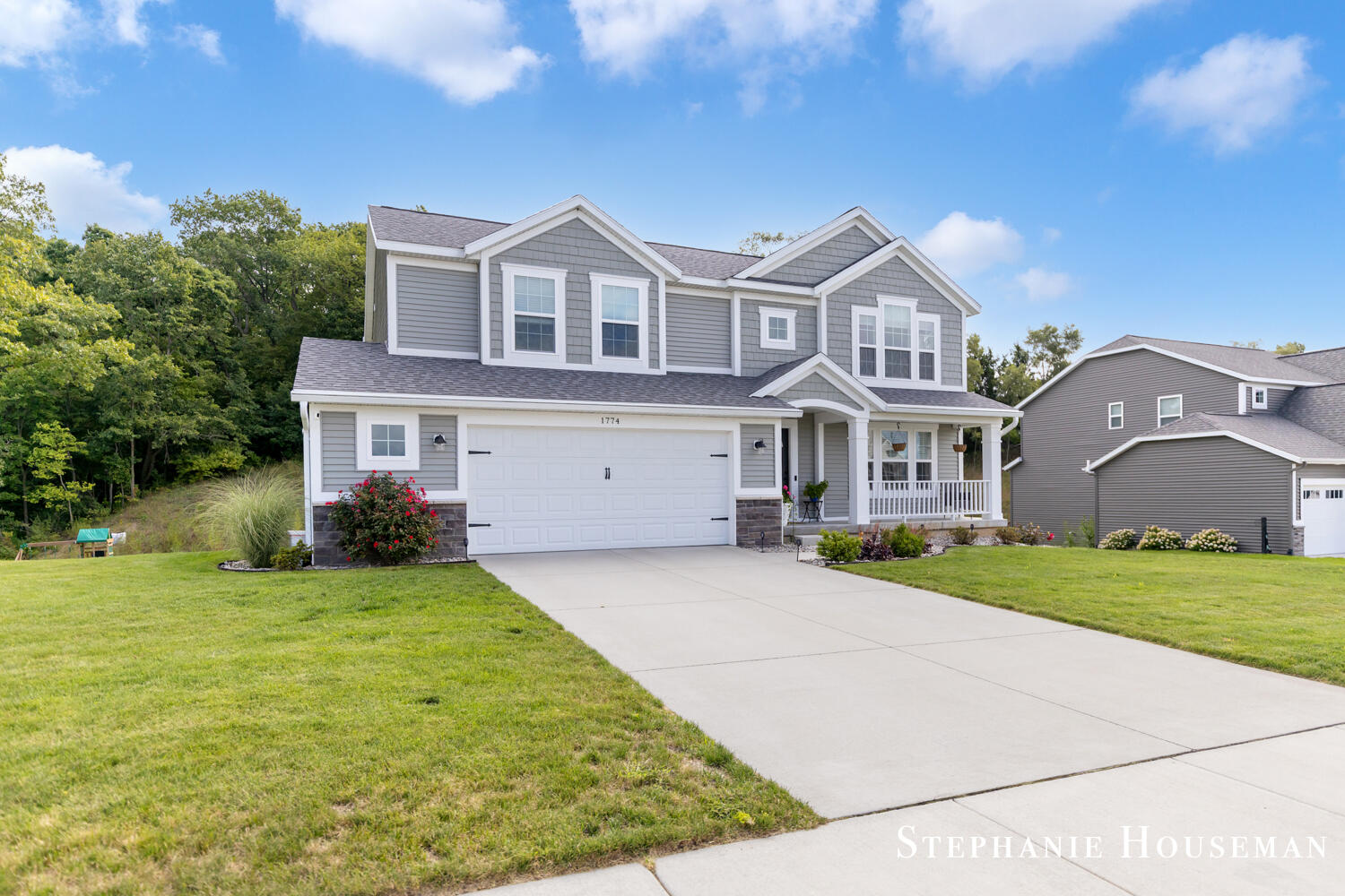 1774 Solitude Drive NE Grand Rapids MI 49525