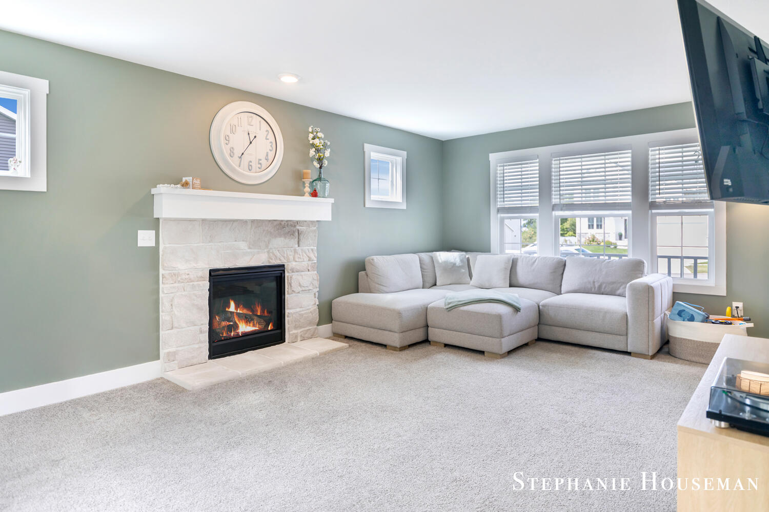 1774 Solitude Drive NE Grand Rapids MI 49525